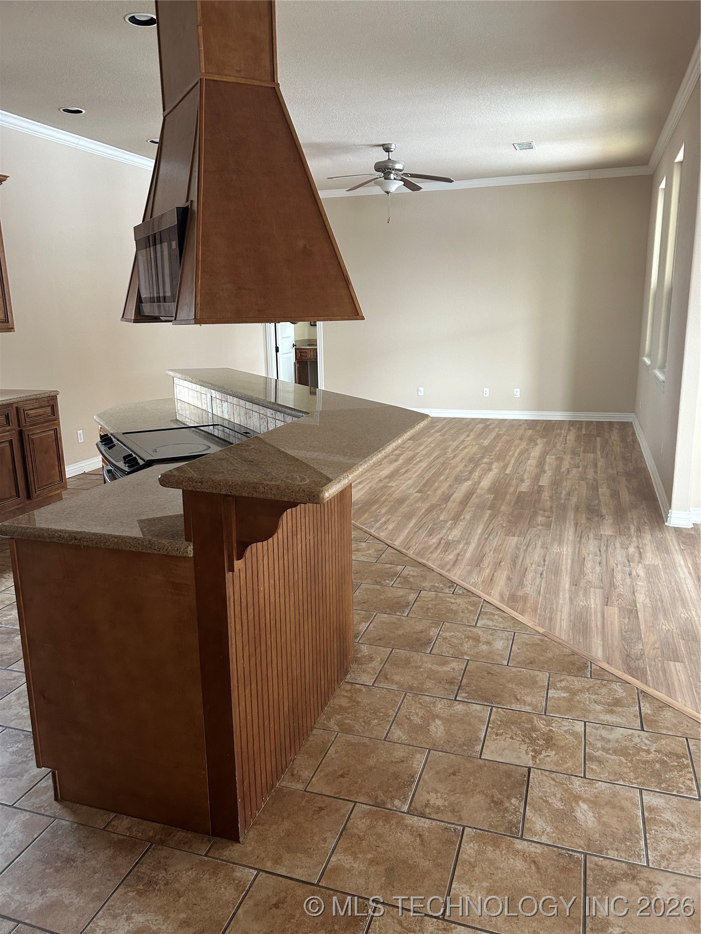 103522 S 4620 Road Property Photo 10