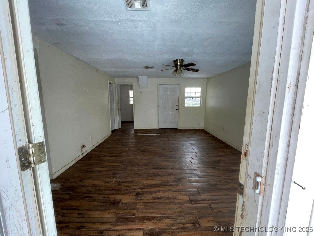 807 Nw 3rd Street Property Photo 5