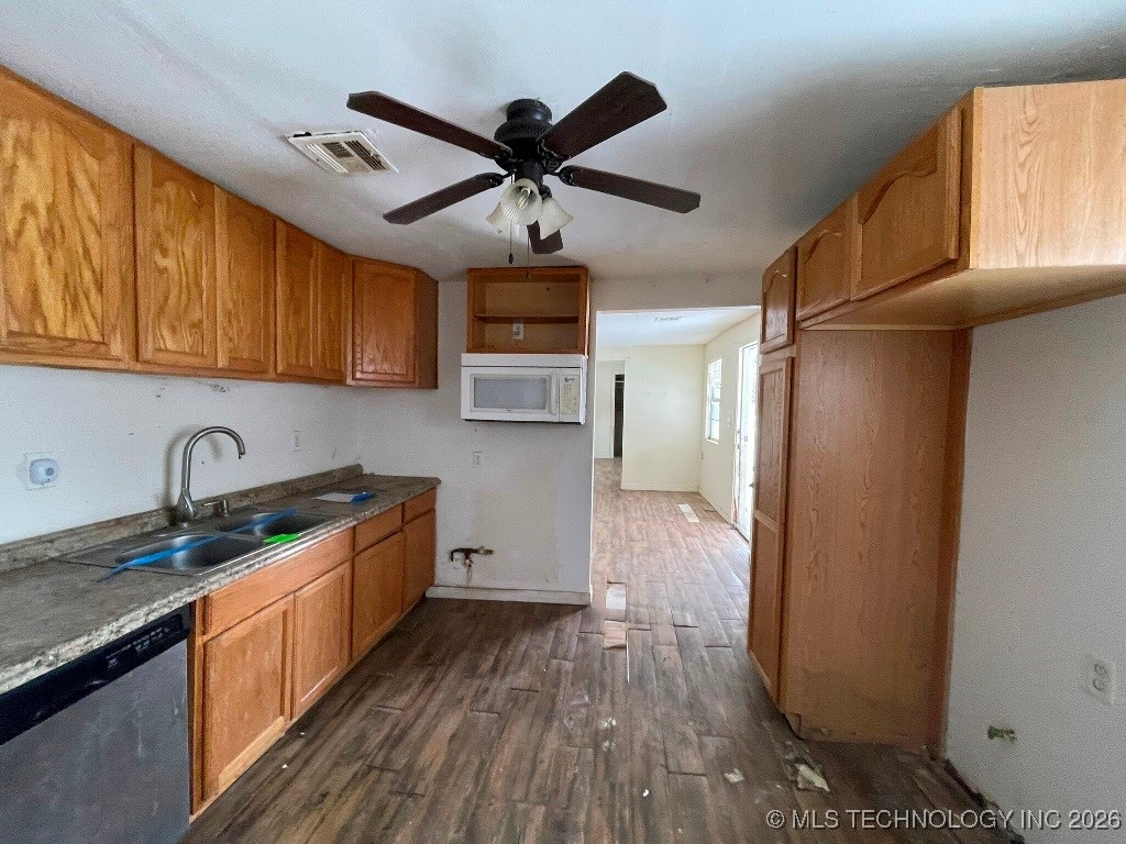 807 Nw 3rd Street Property Photo 8