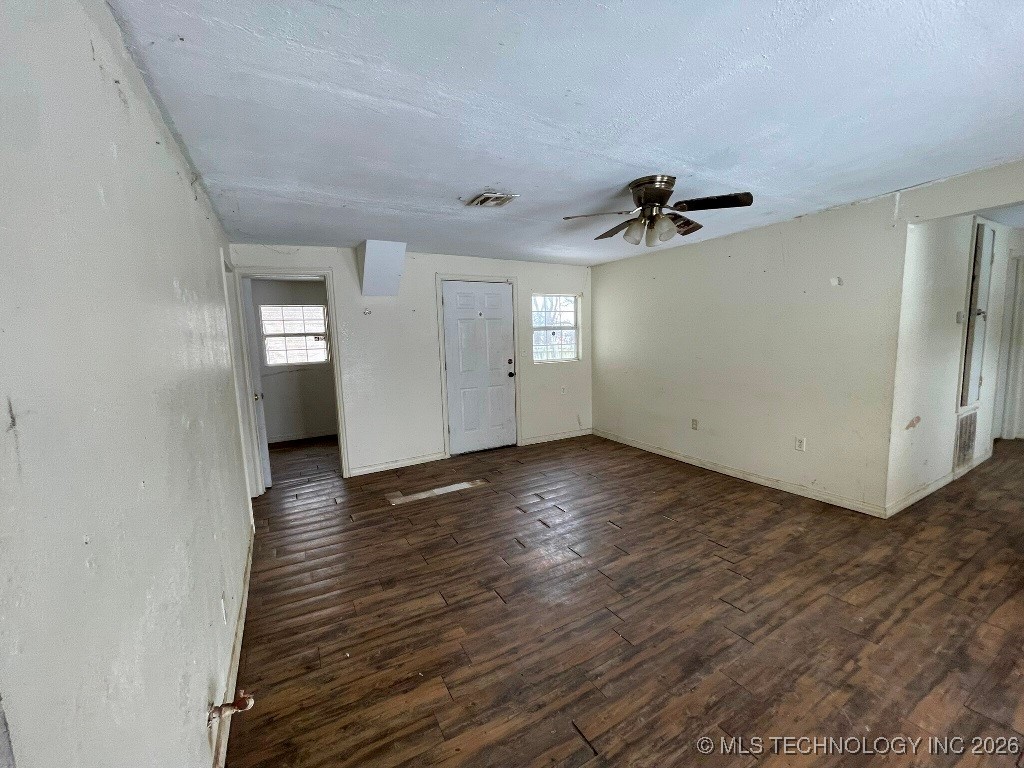 807 Nw 3rd Street Property Photo 9