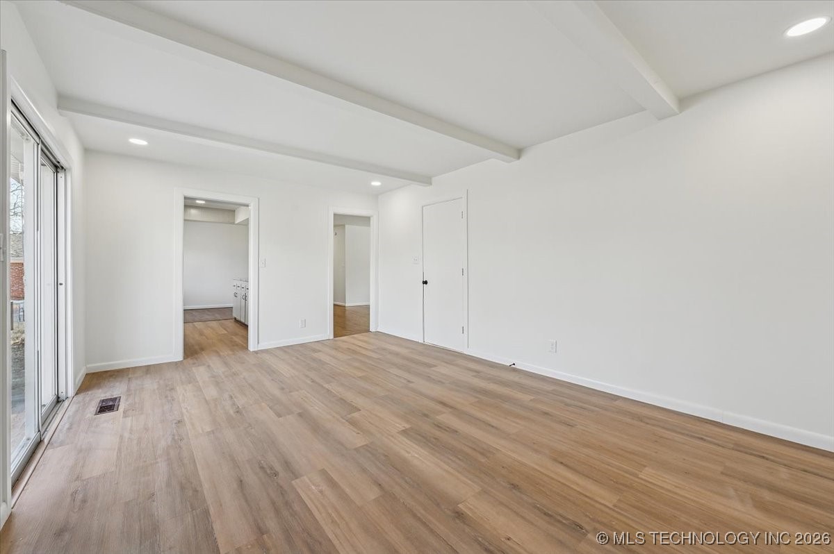 2239 W 45th Street Property Photo 17