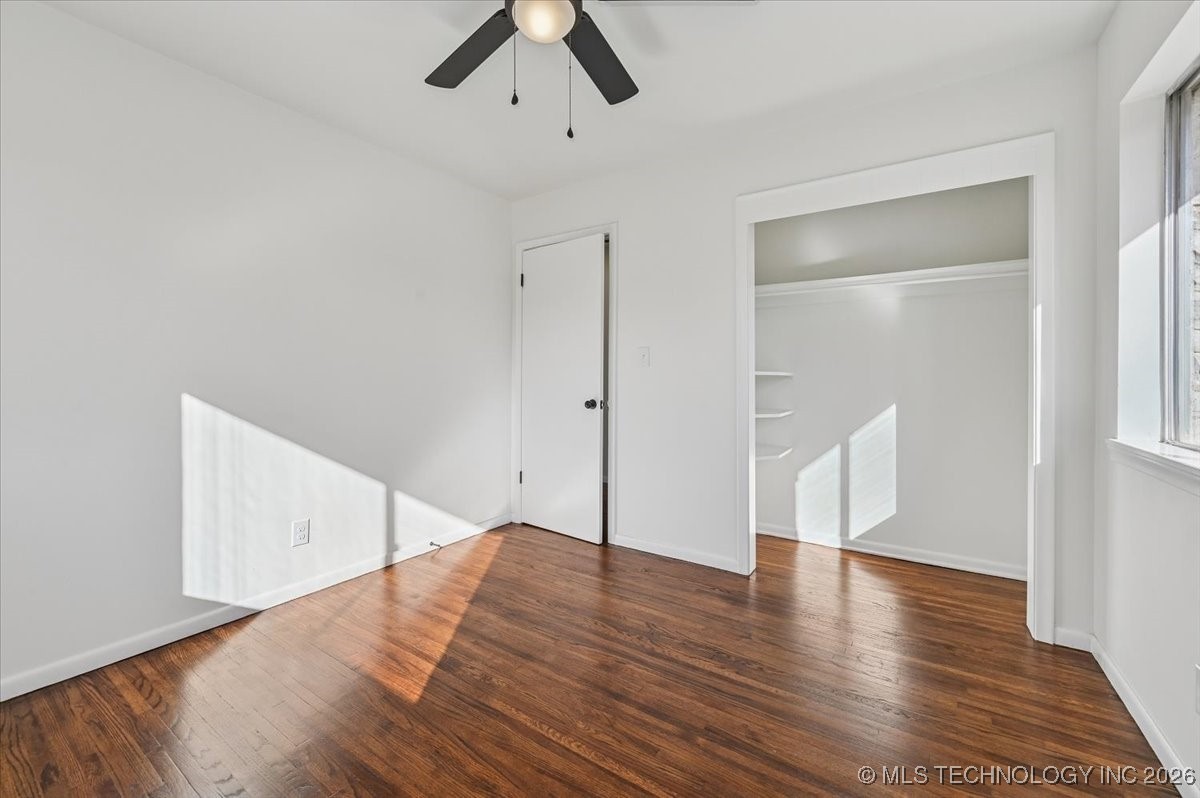 2239 W 45th Street Property Photo 22