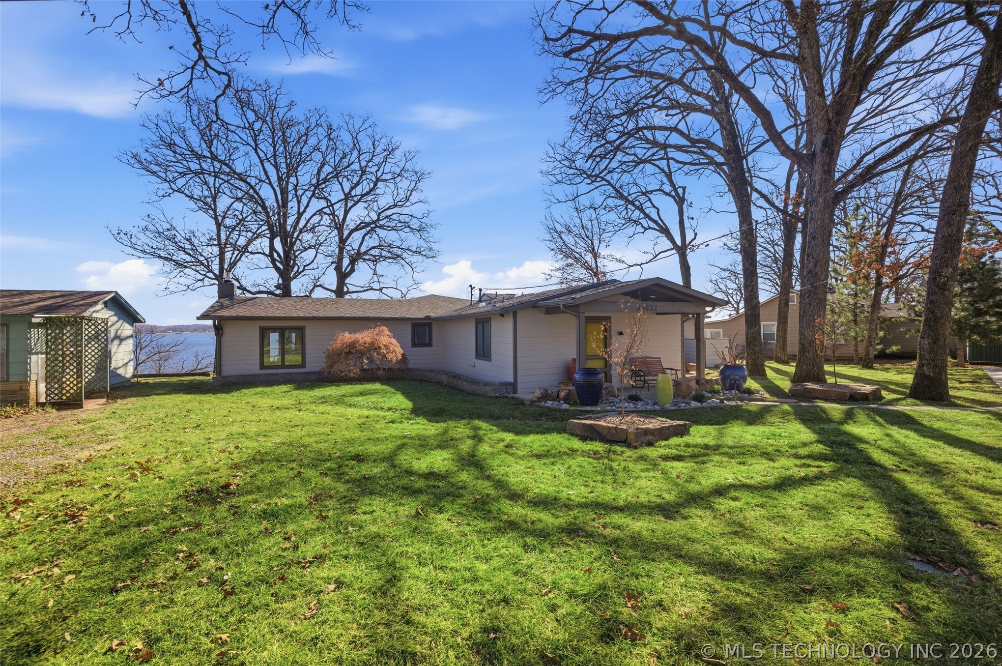 36632 S Cliff Crest Drive Property Photo 5