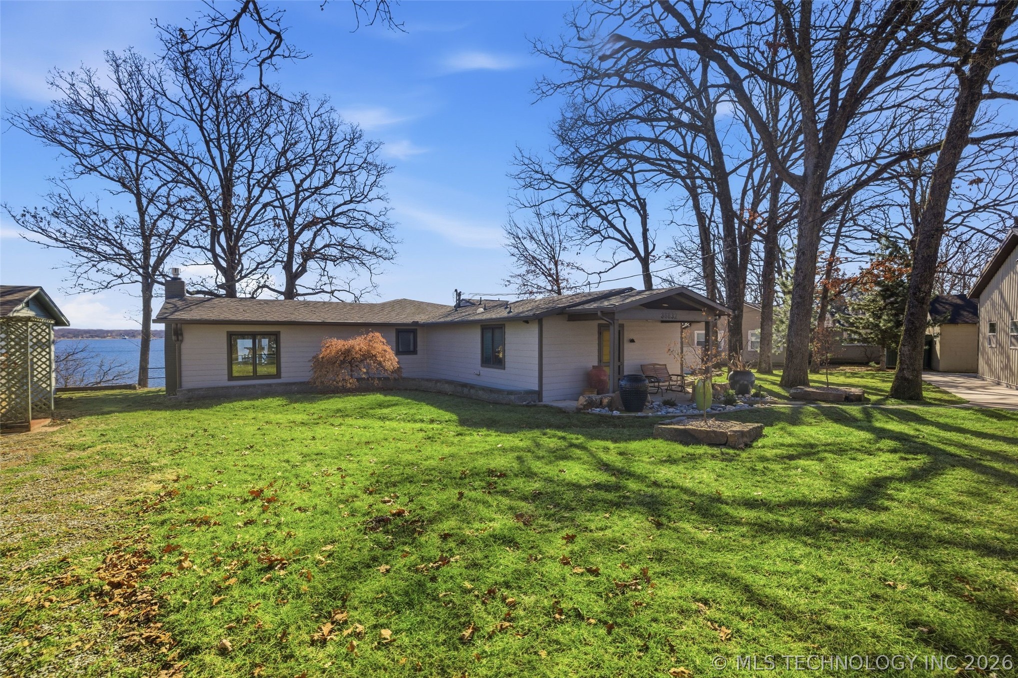 36632 S Cliff Crest Drive Property Photo 6