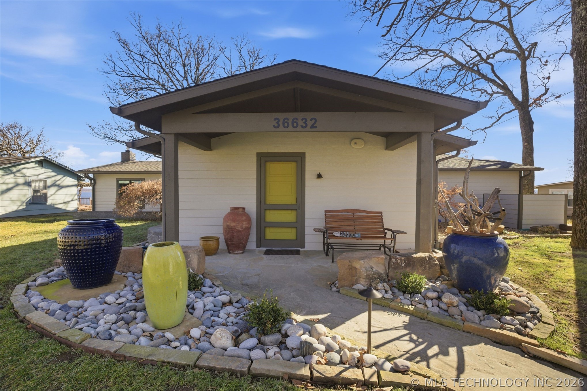 36632 S Cliff Crest Drive Property Photo 12