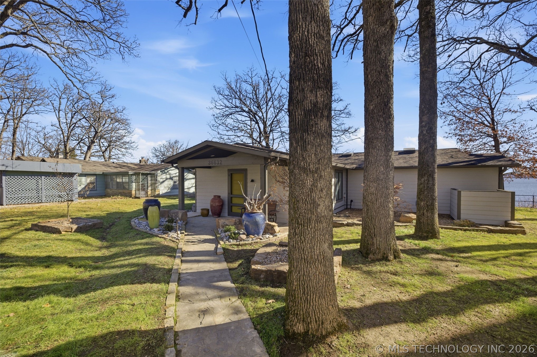 36632 S Cliff Crest Drive Property Photo 14