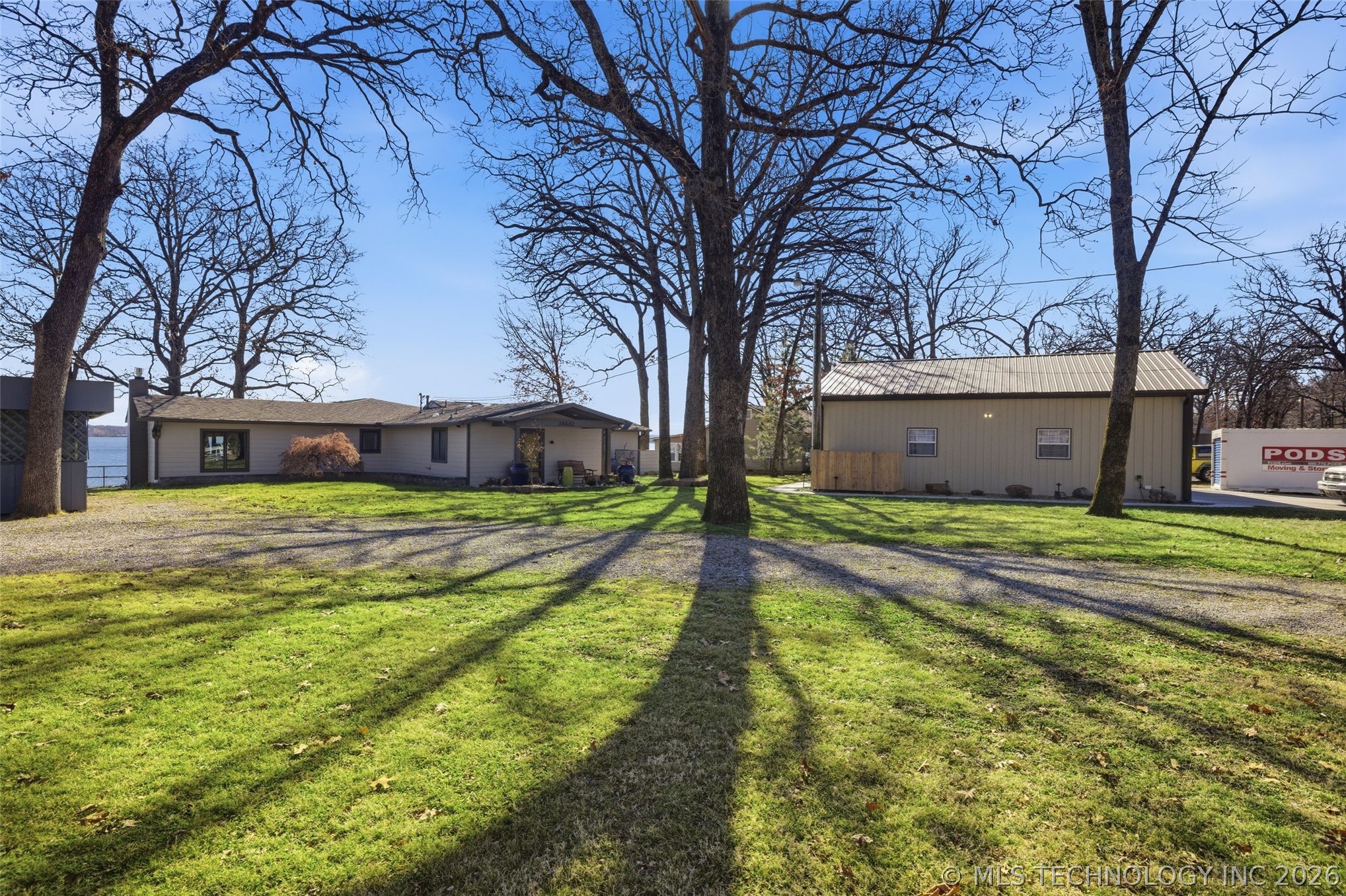 36632 S Cliff Crest Drive Property Photo 16