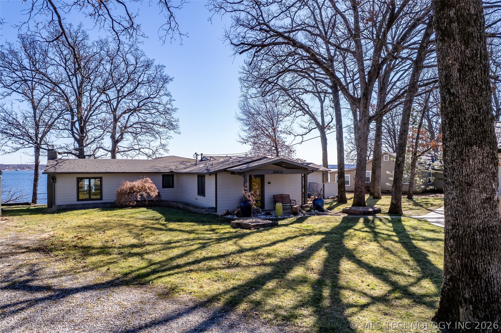 36632 S Cliff Crest Drive Property Photo 18