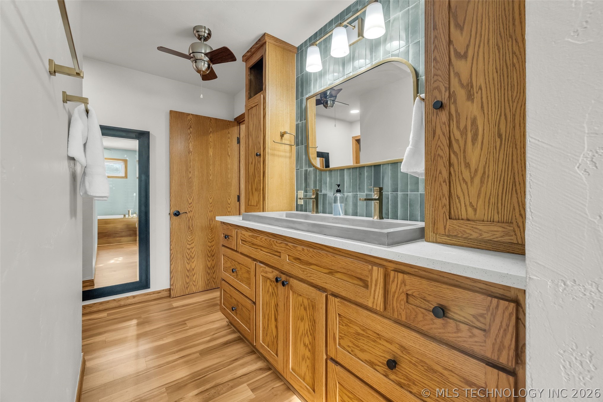 36632 S Cliff Crest Drive Property Photo 54