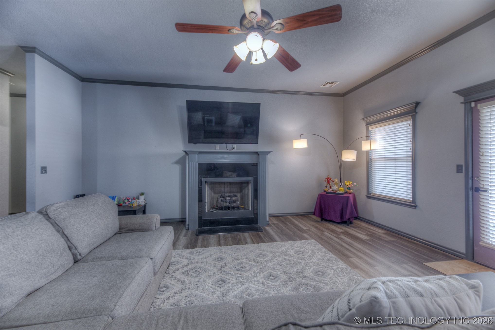 12801 N 44th East Avenue Property Photo 7