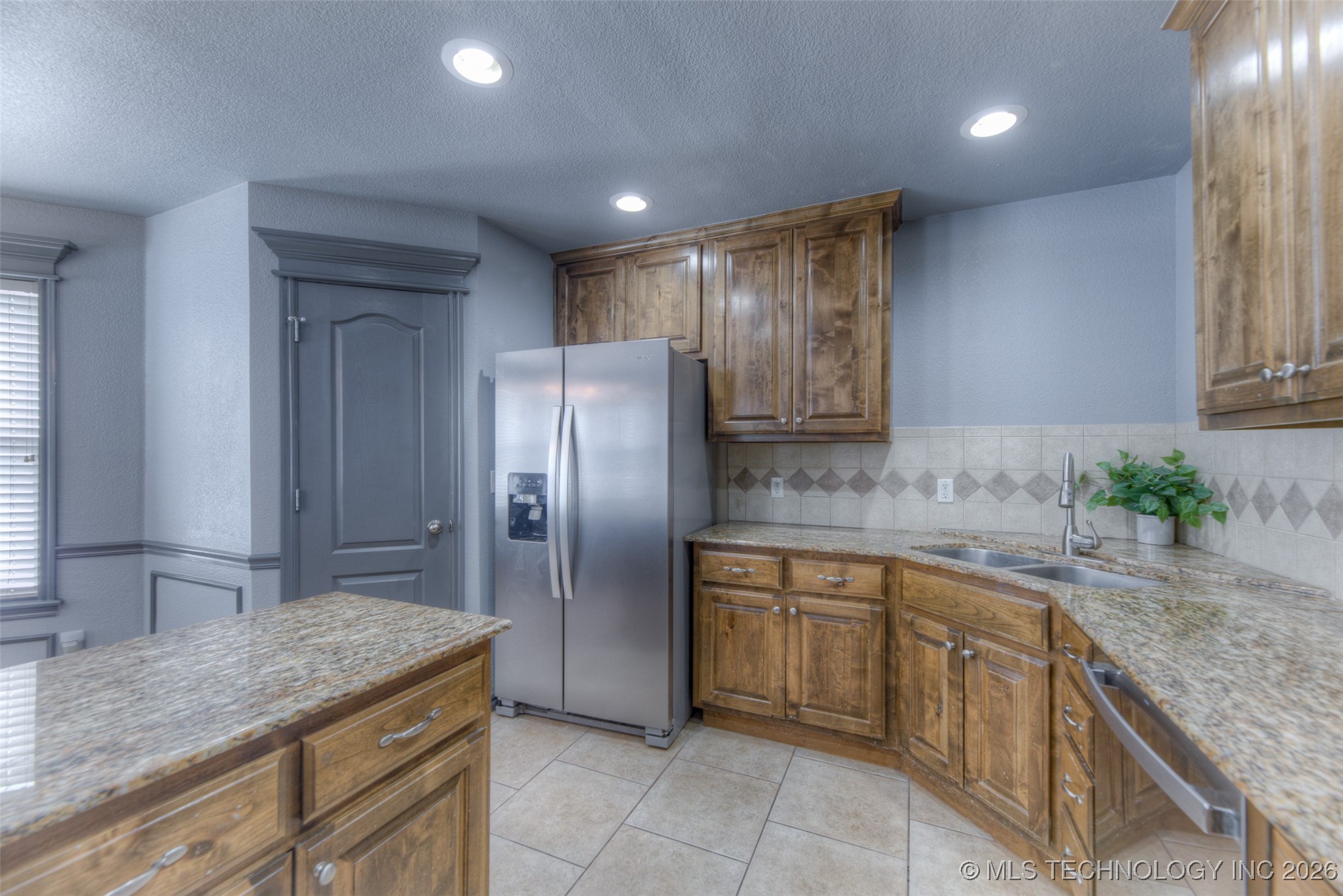 12801 N 44th East Avenue Property Photo 11