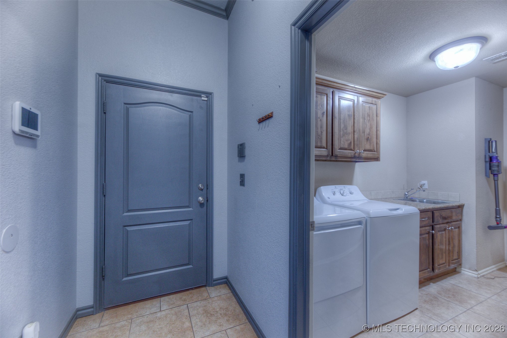 12801 N 44th East Avenue Property Photo 17