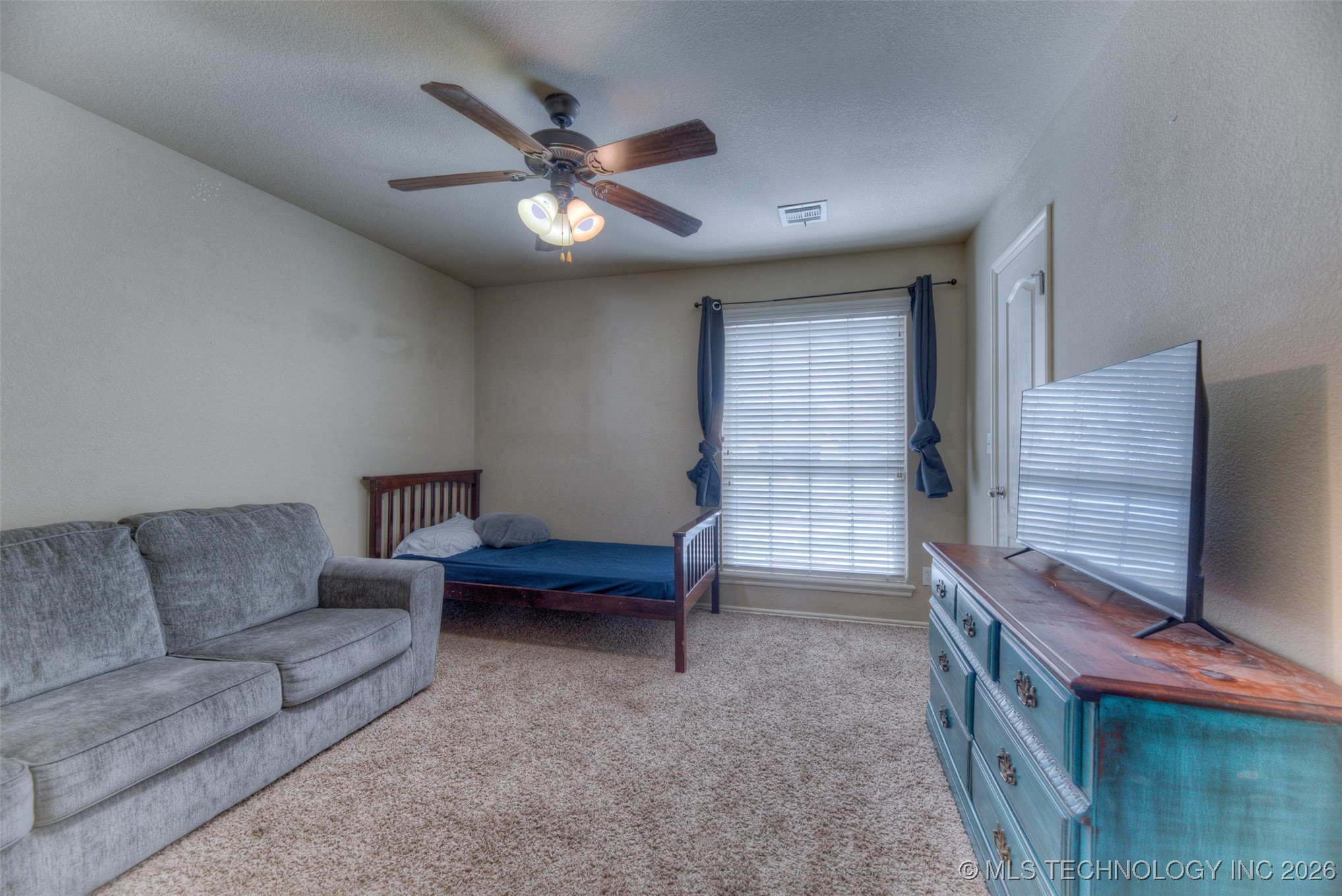 12801 N 44th East Avenue Property Photo 26