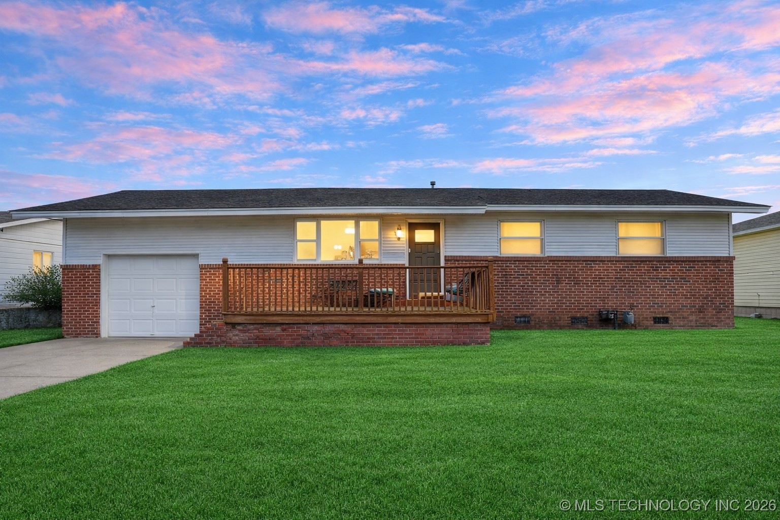 1410 Abbott Street Property Photo 1