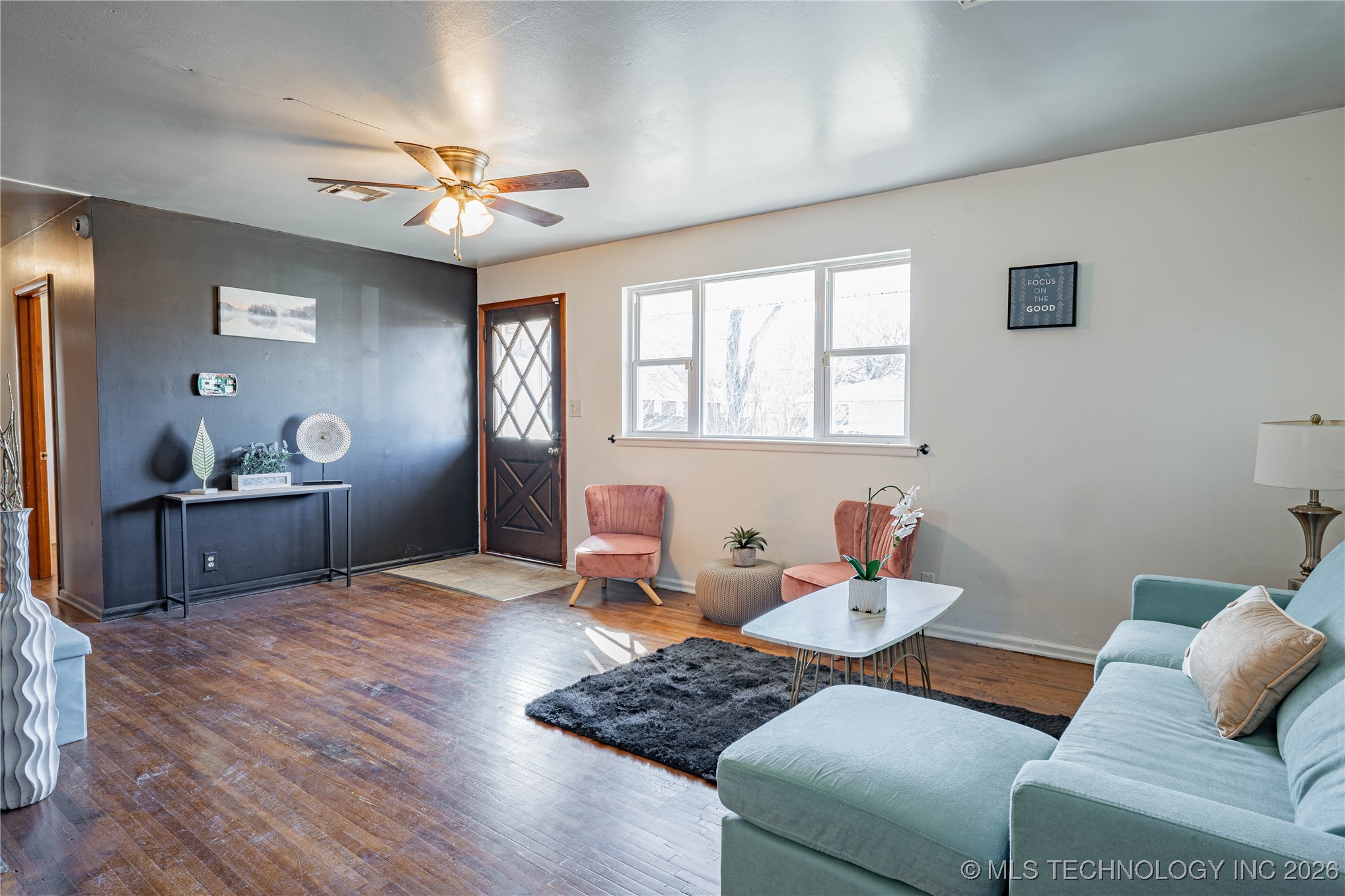 1410 Abbott Street Property Photo 5