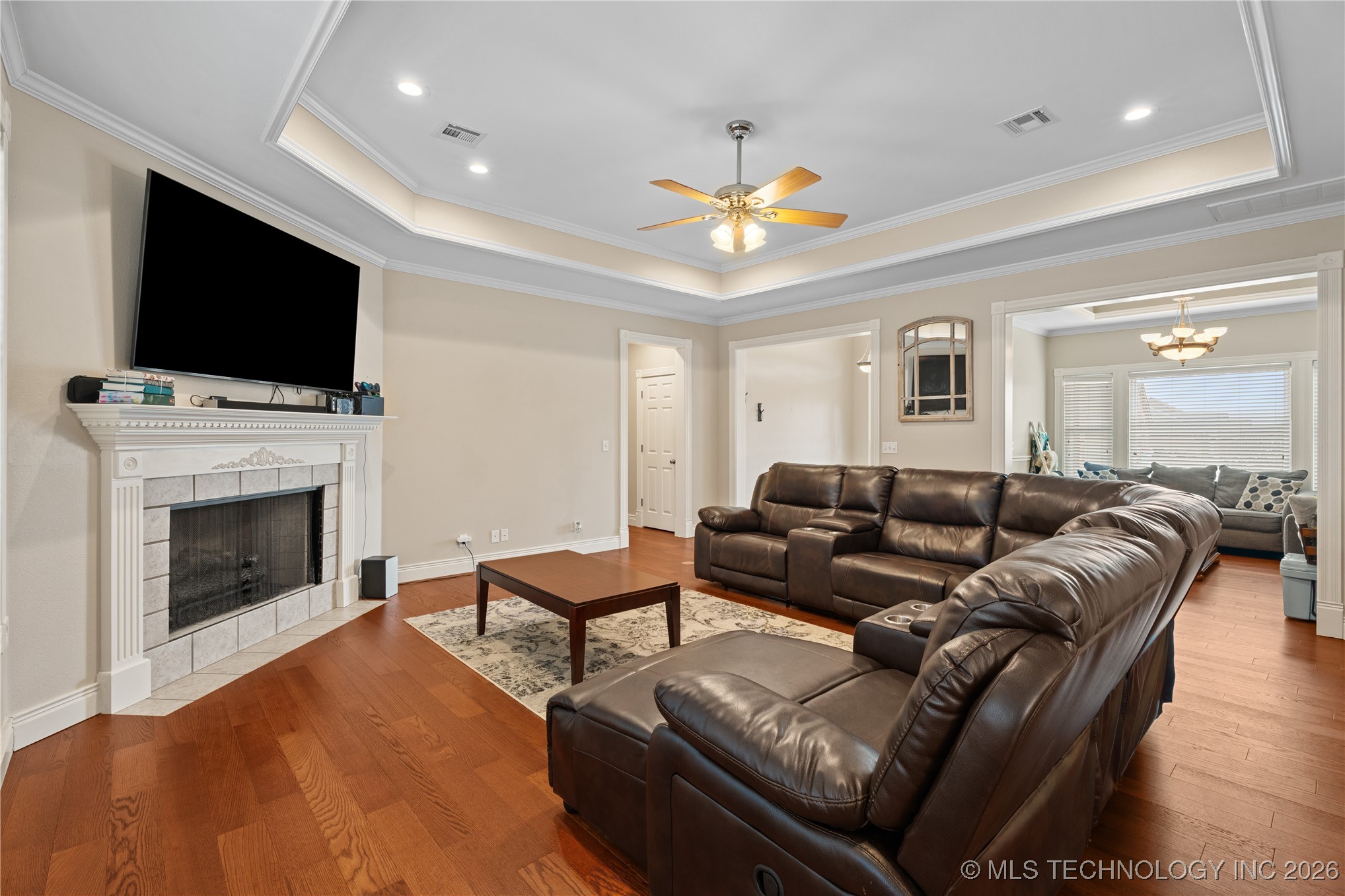 4932 Fairview Road Property Photo 6