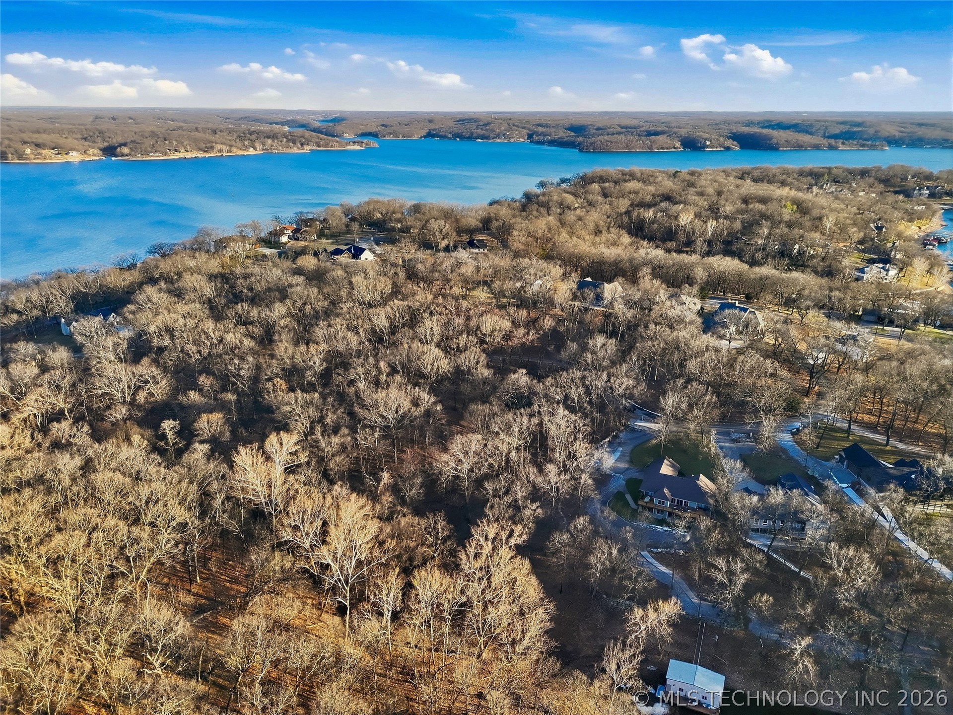451403 Pheasant Circle Property Photo 7