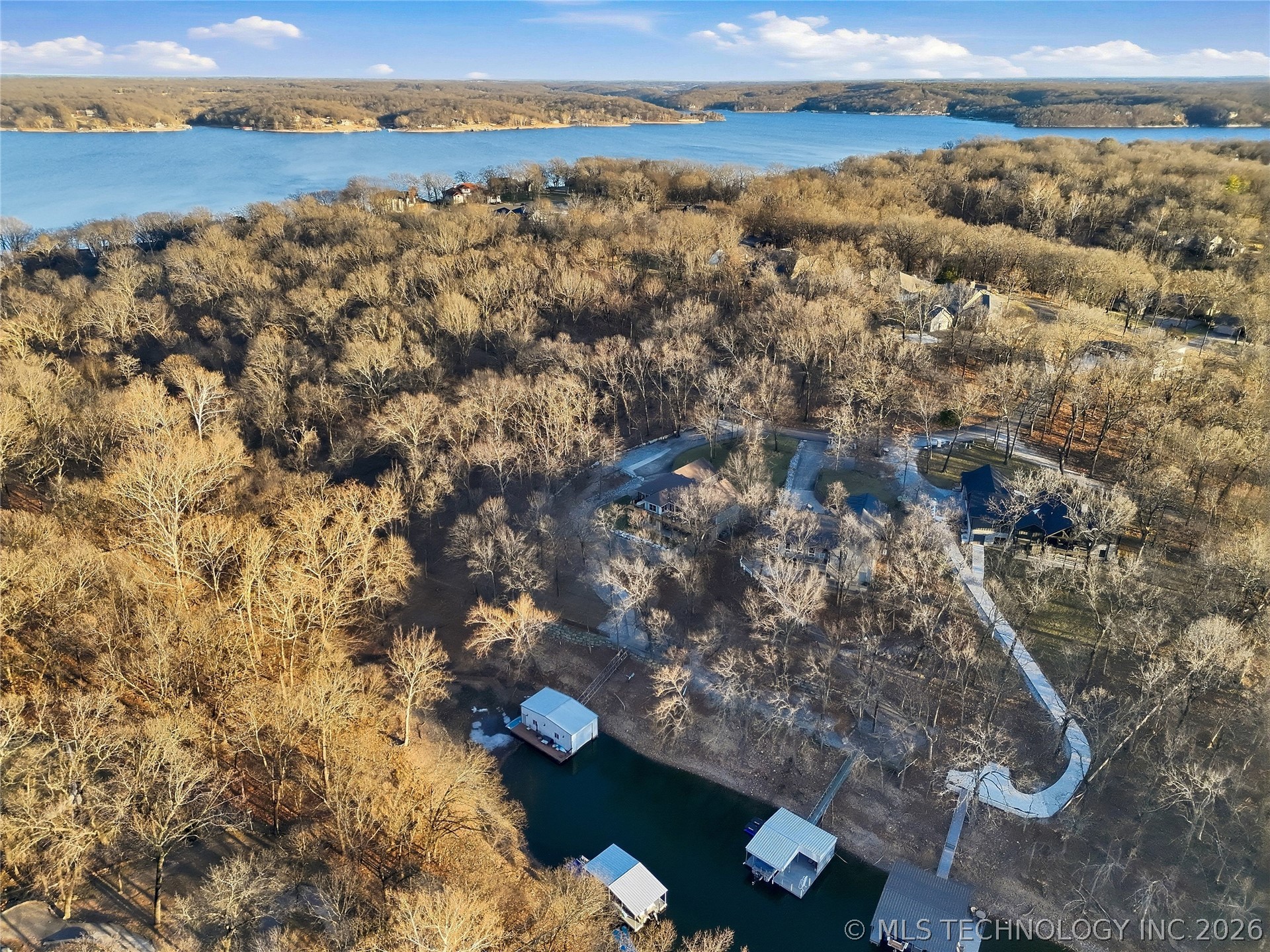 451403 Pheasant Circle Property Photo 16