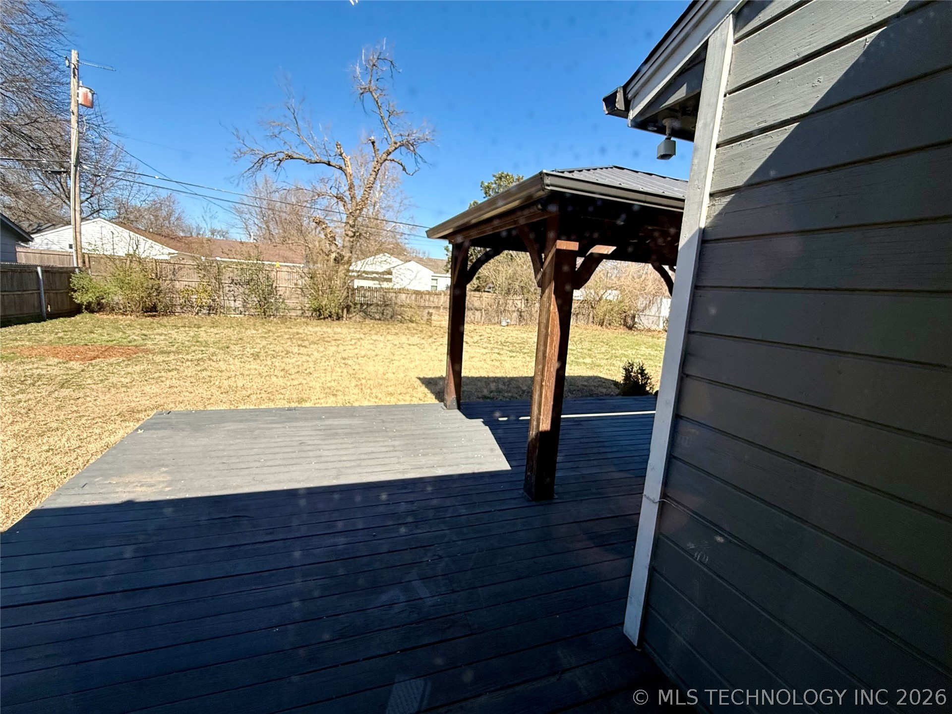 1557 E 49th Place Property Photo 14