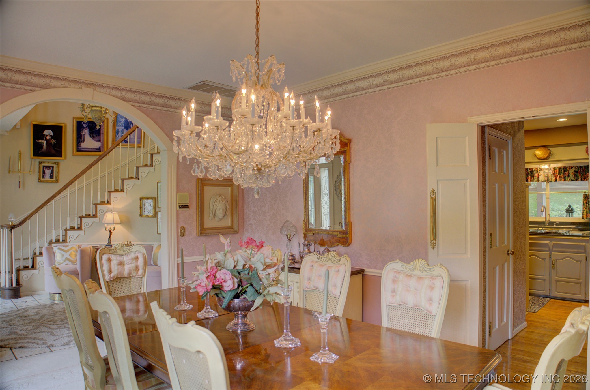 6642 S Jamestown Avenue Property Photo 10