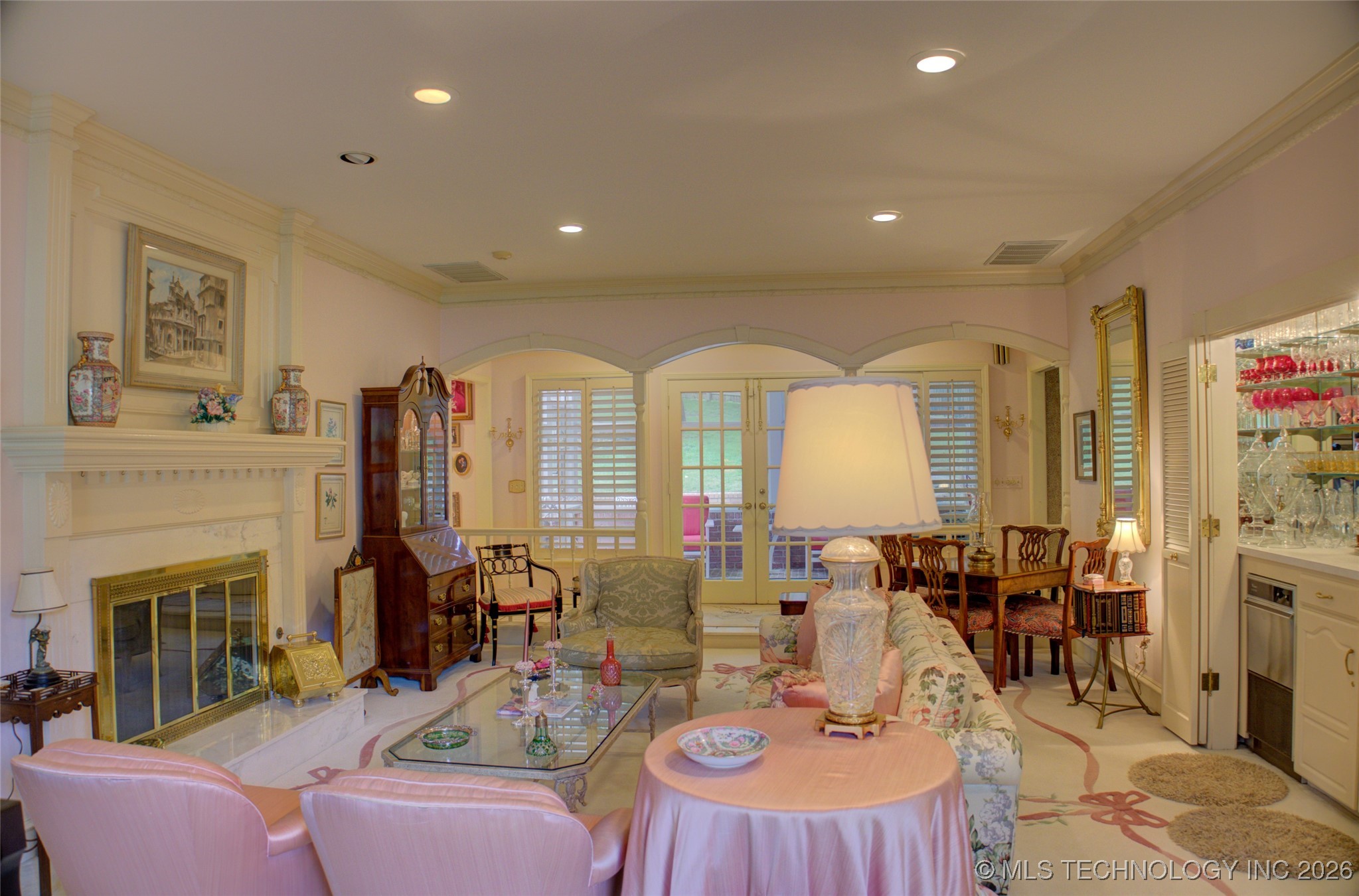 6642 S Jamestown Avenue Property Photo 12