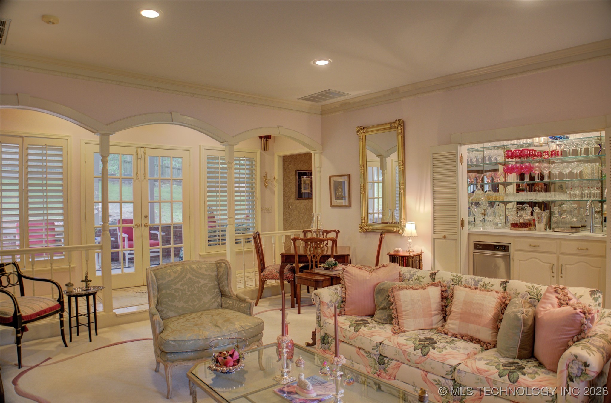 6642 S Jamestown Avenue Property Photo 13