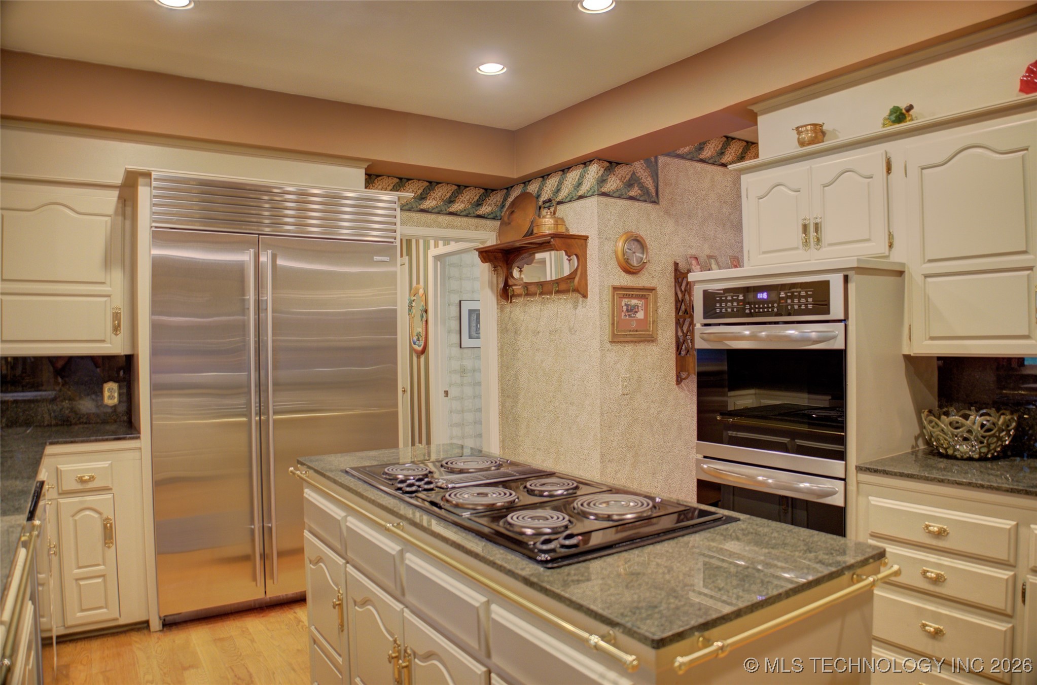 6642 S Jamestown Avenue Property Photo 27