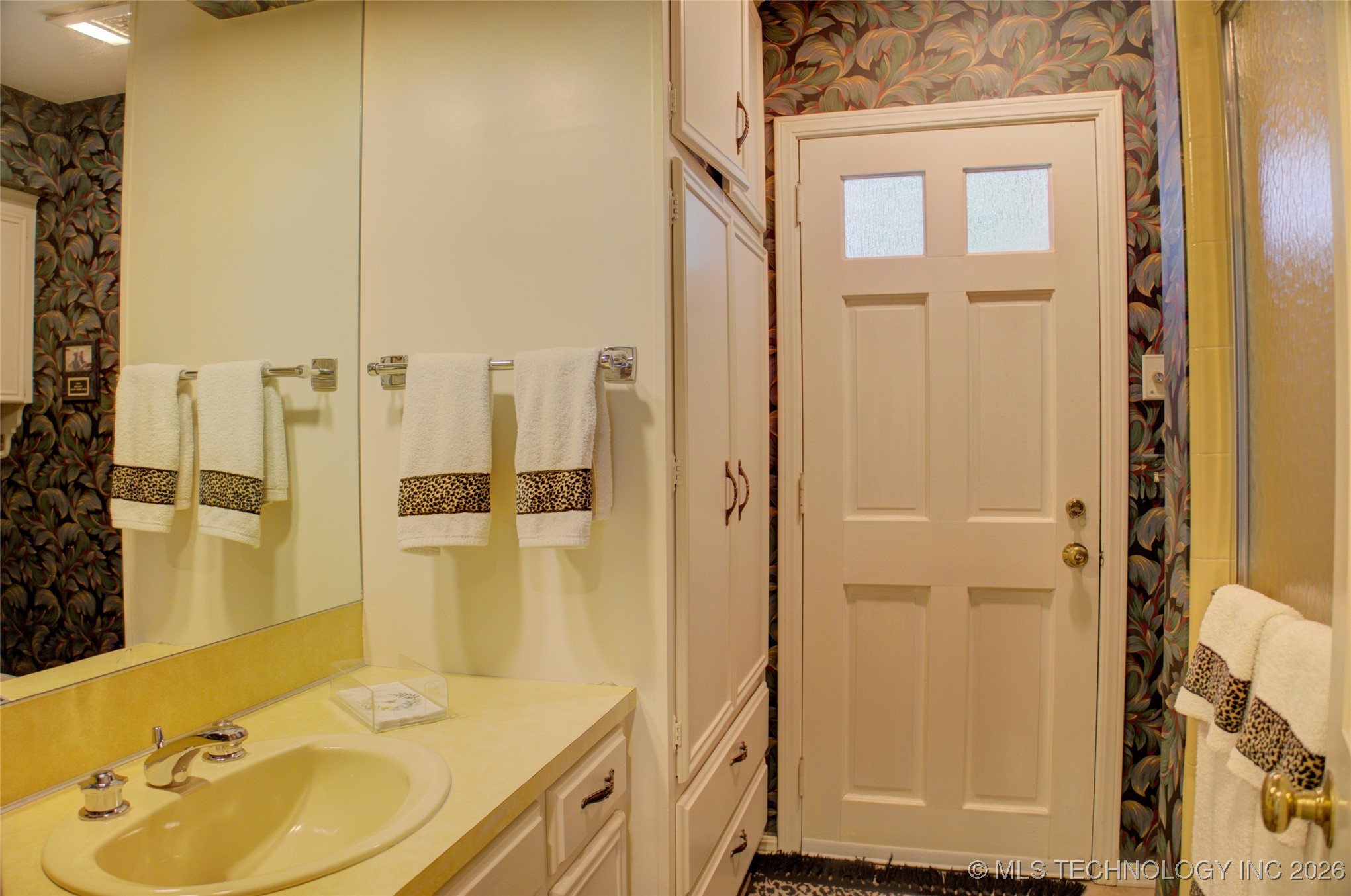 6642 S Jamestown Avenue Property Photo 35