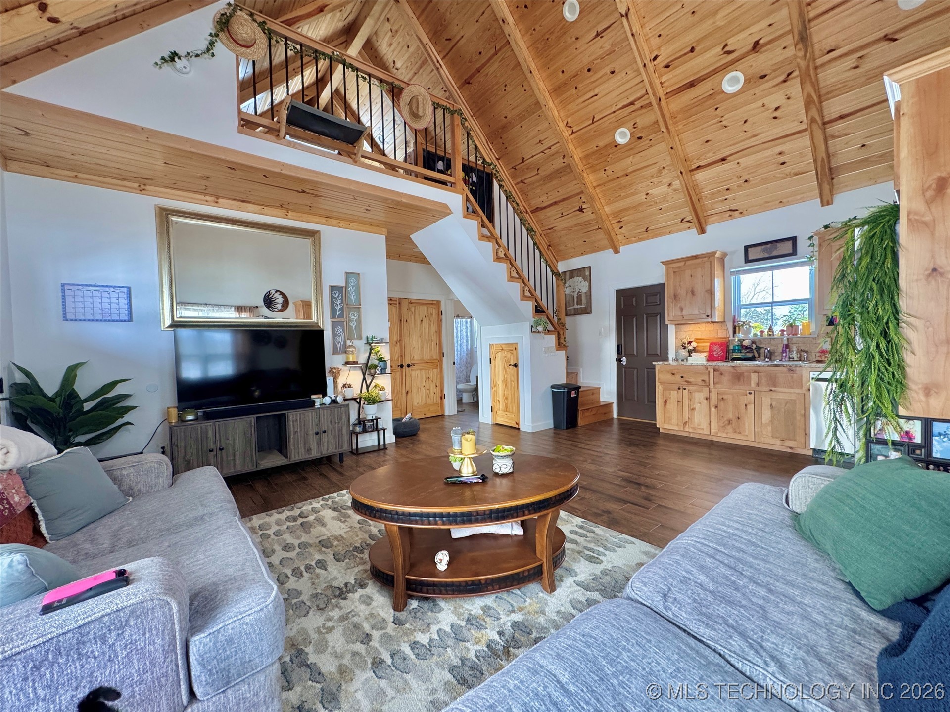 2892 E Wise Road Property Photo 3