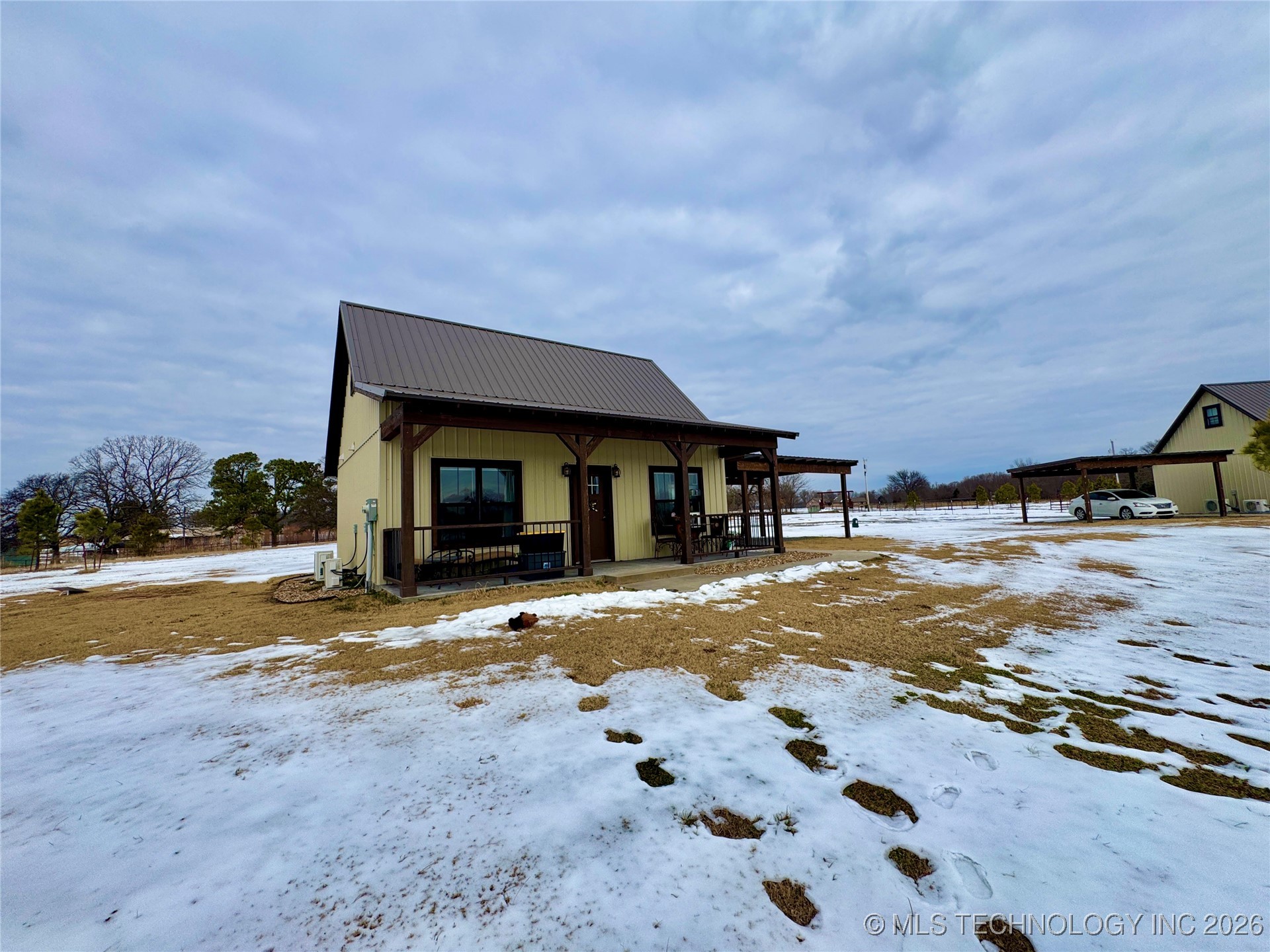 2892 E Wise Road Property Photo 16