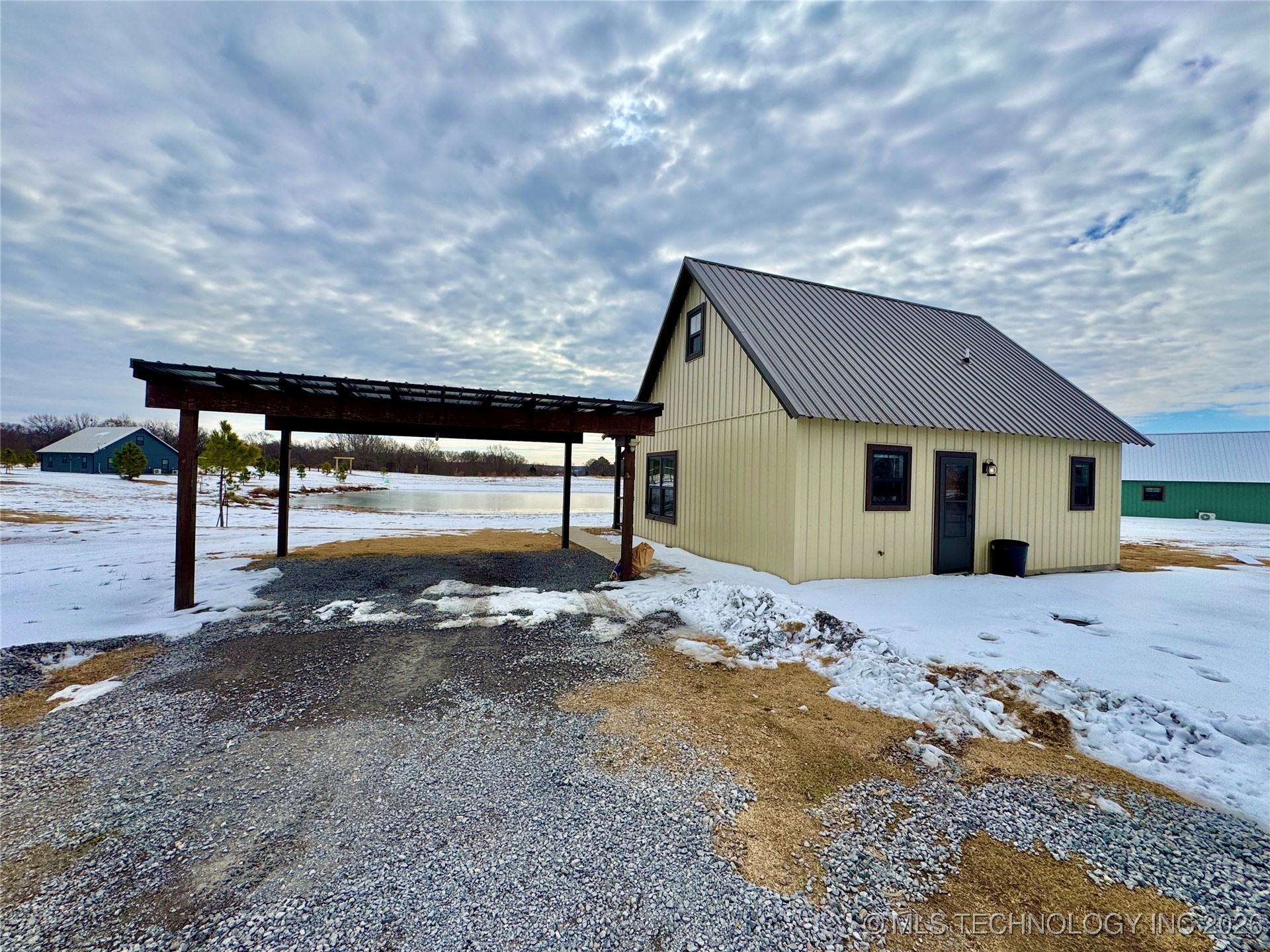 2892 E Wise Road Property Photo 20