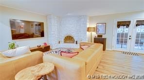 4207 E 78th Street Property Photo 5