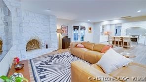 4207 E 78th Street Property Photo 6