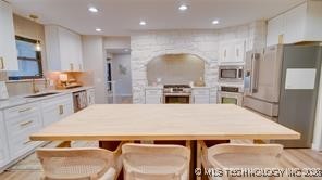 4207 E 78th Street Property Photo 7