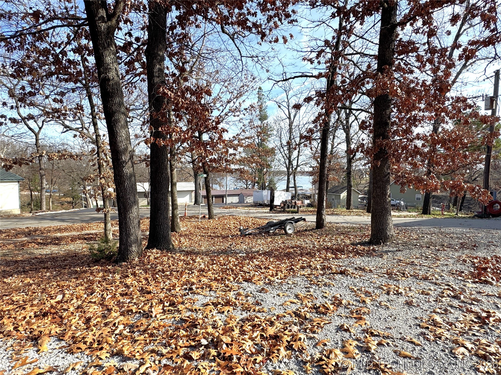 E 248 Lane Property Photo 2