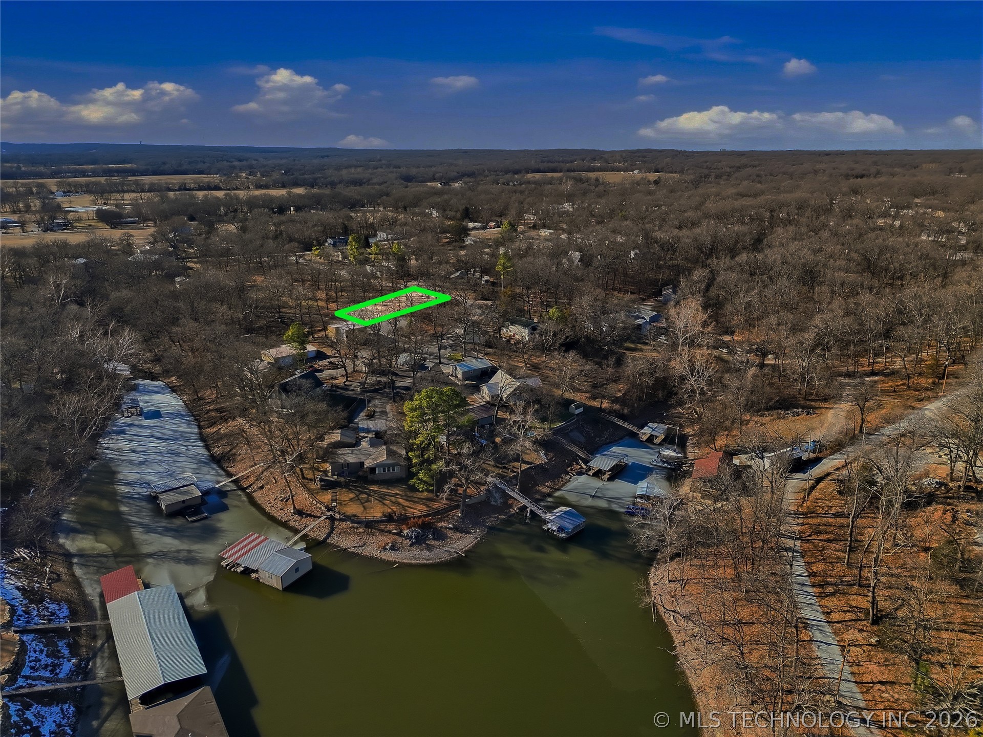 E 248 Lane Property Photo 6