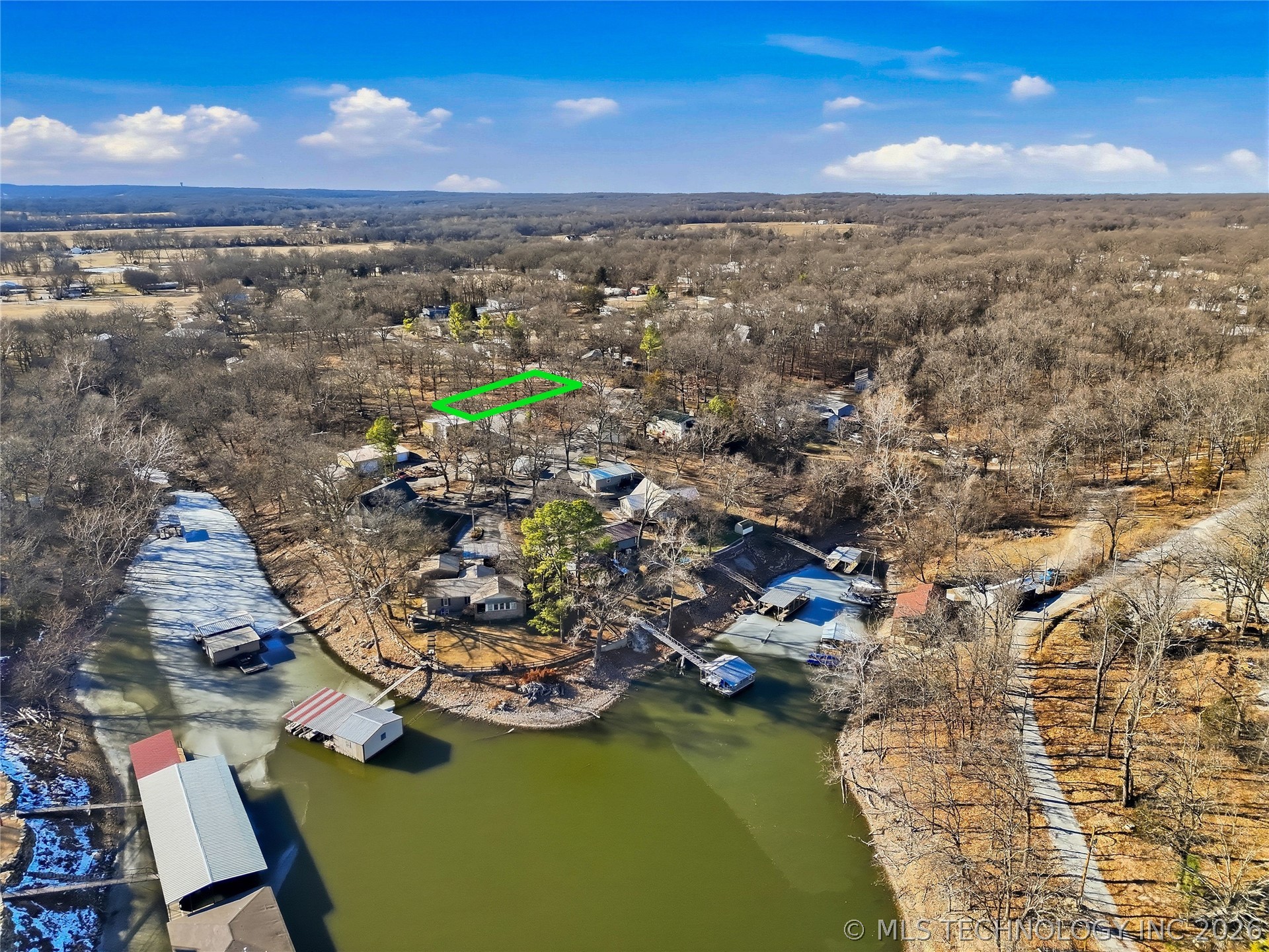 E 248 Lane Property Photo 7