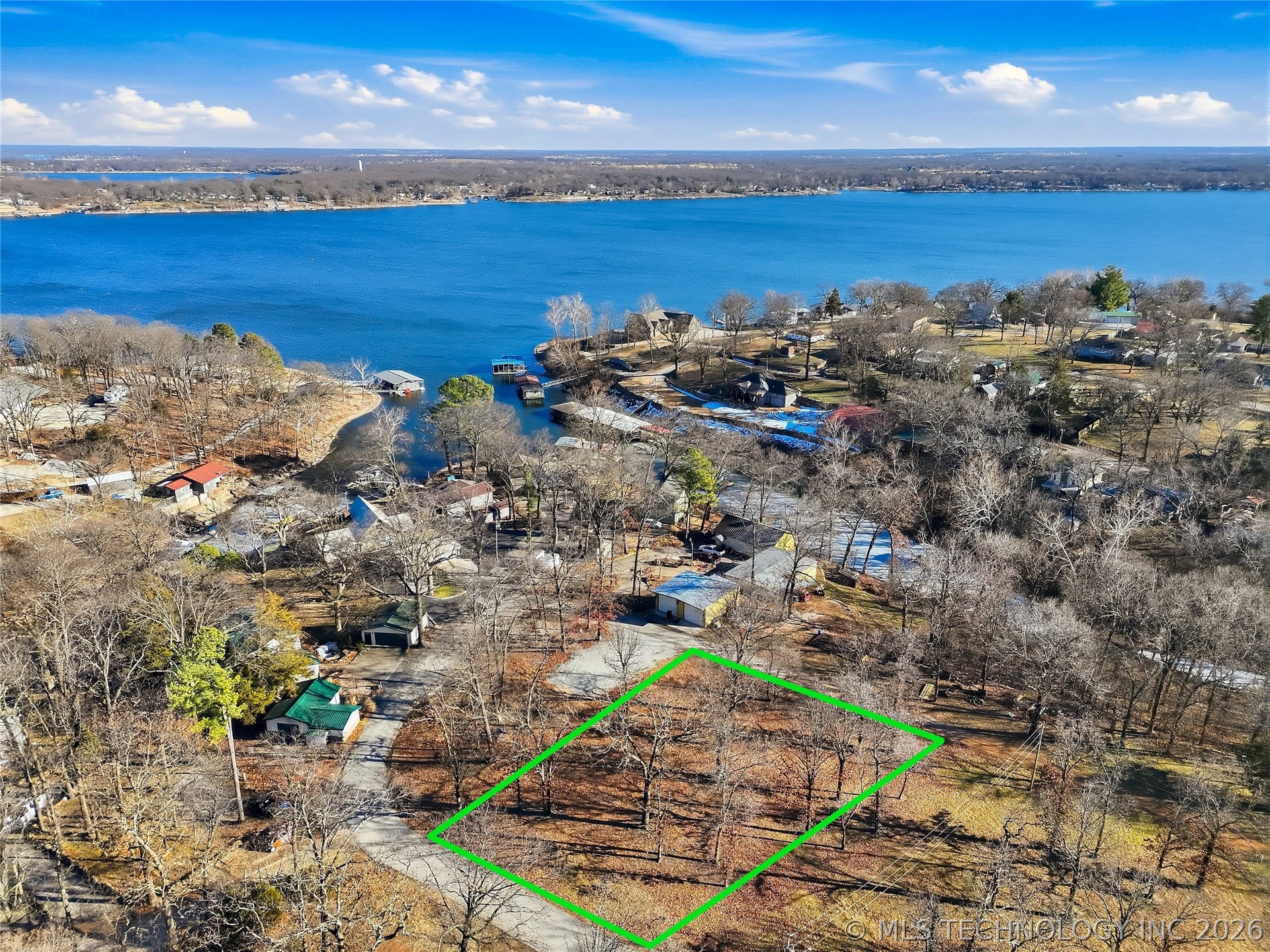 E 248 Lane Property Photo 9