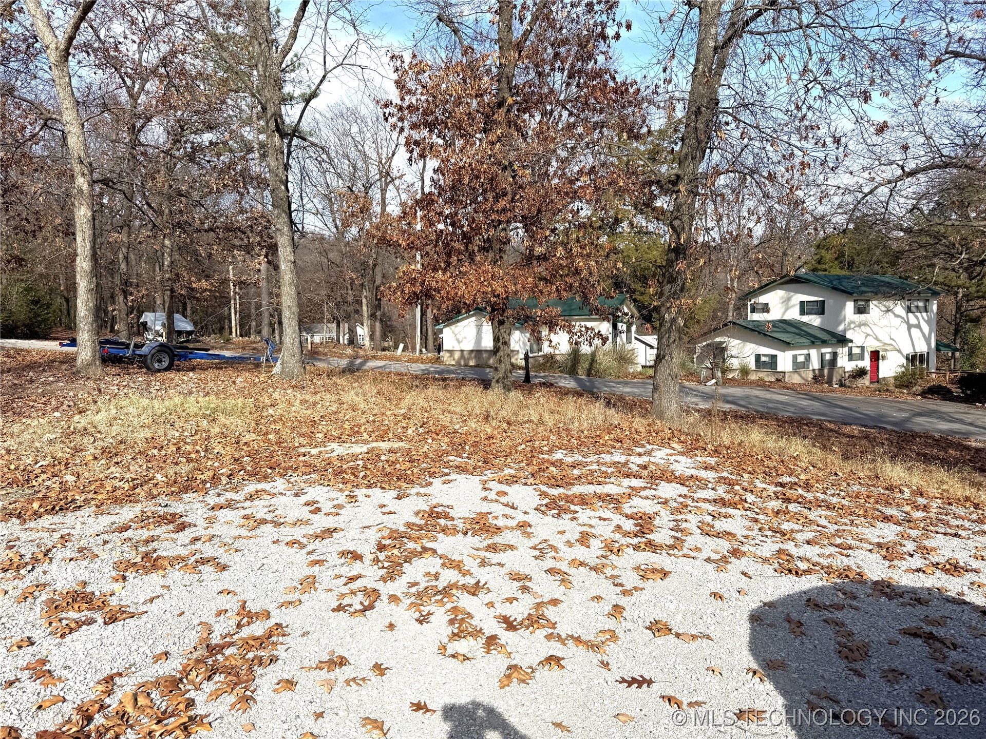 E 248 Lane Property Photo 13