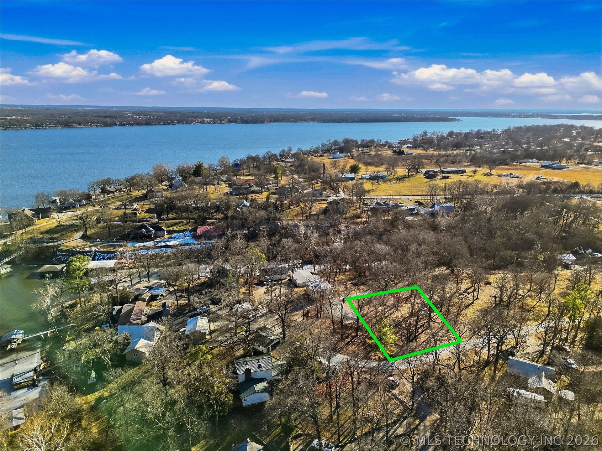 E 248 Lane Property Photo 18