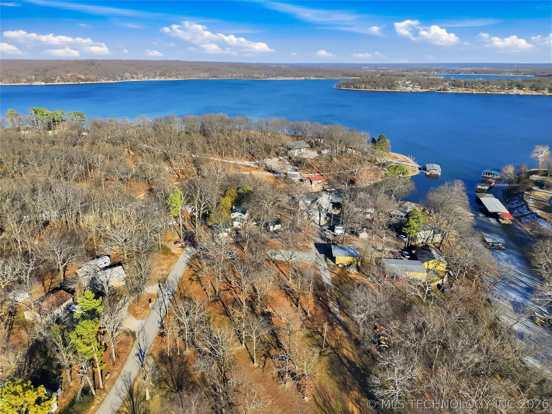 E 248 Lane Property Photo 23