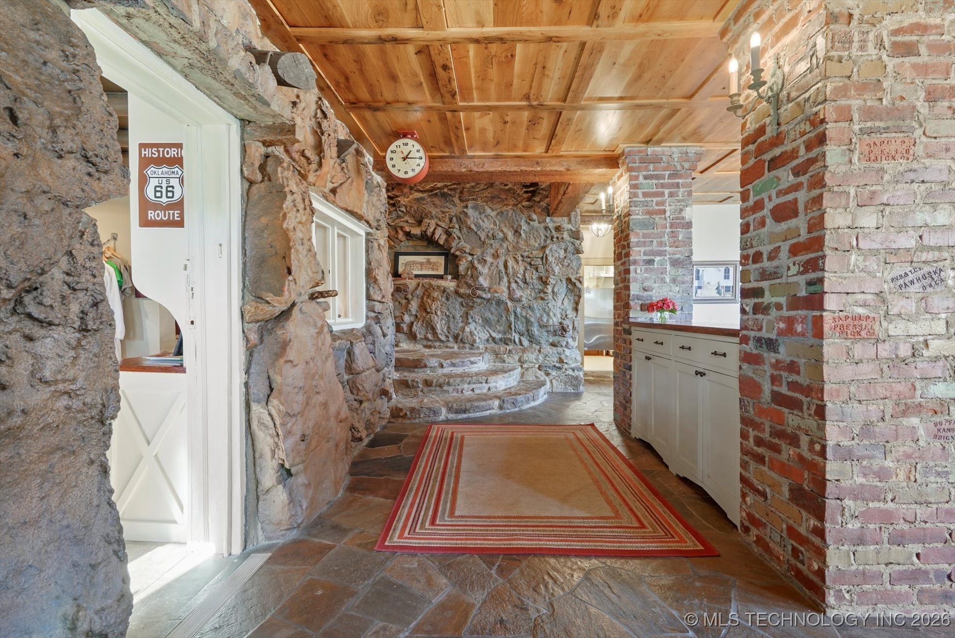 4347 W 41st Street Property Photo 5