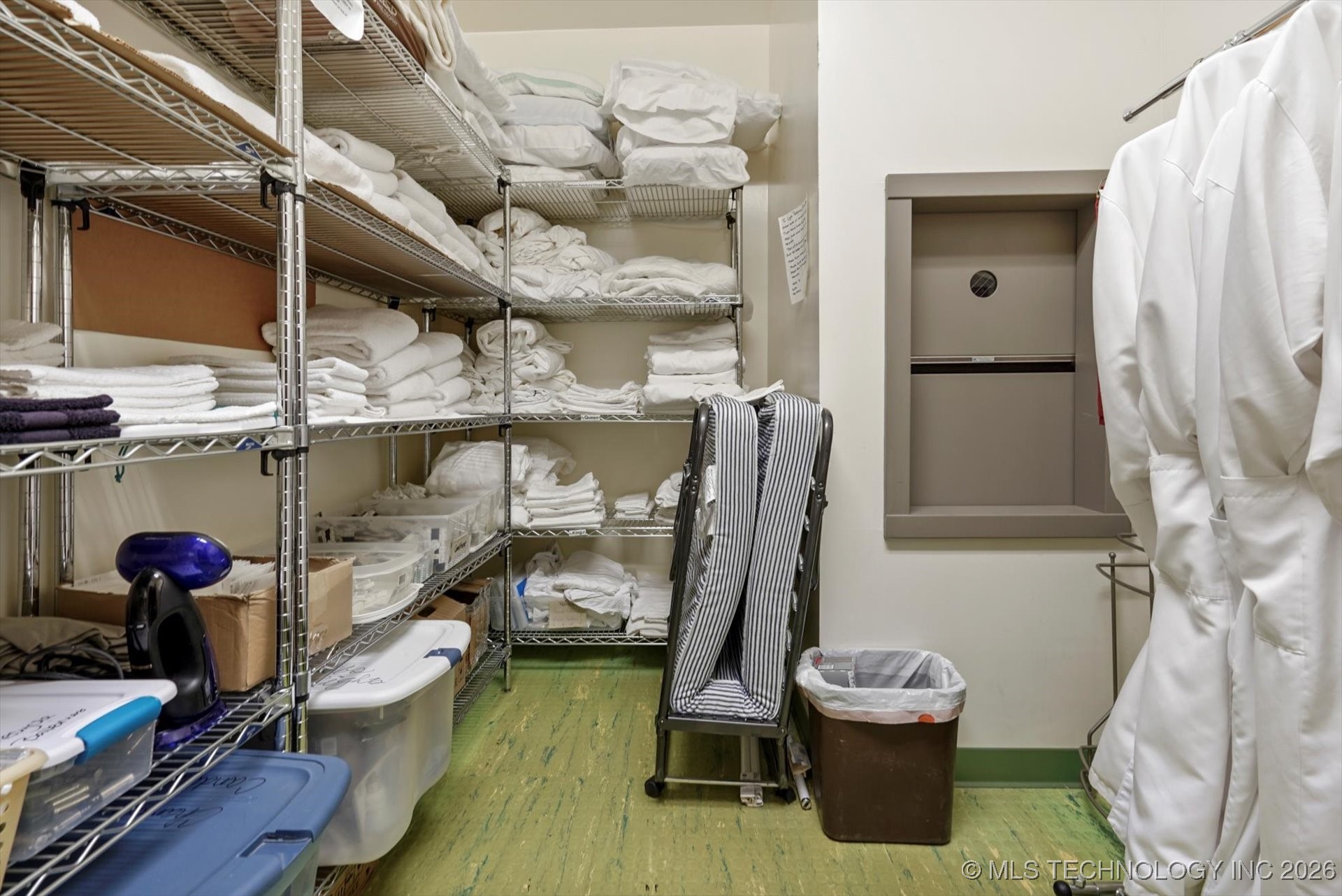 4347 W 41st Street Property Photo 43