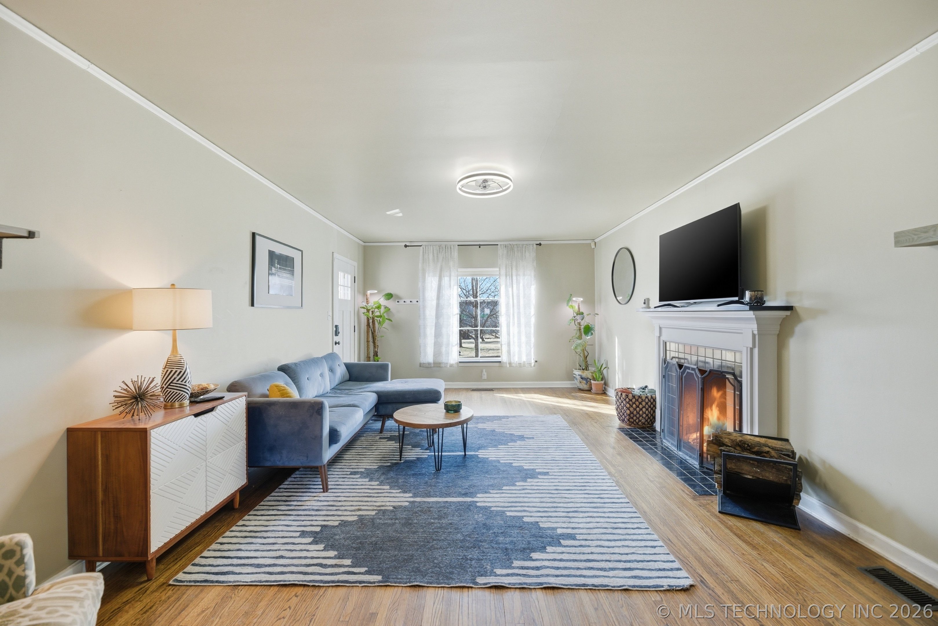 2117 S Delaware Court Property Photo 8