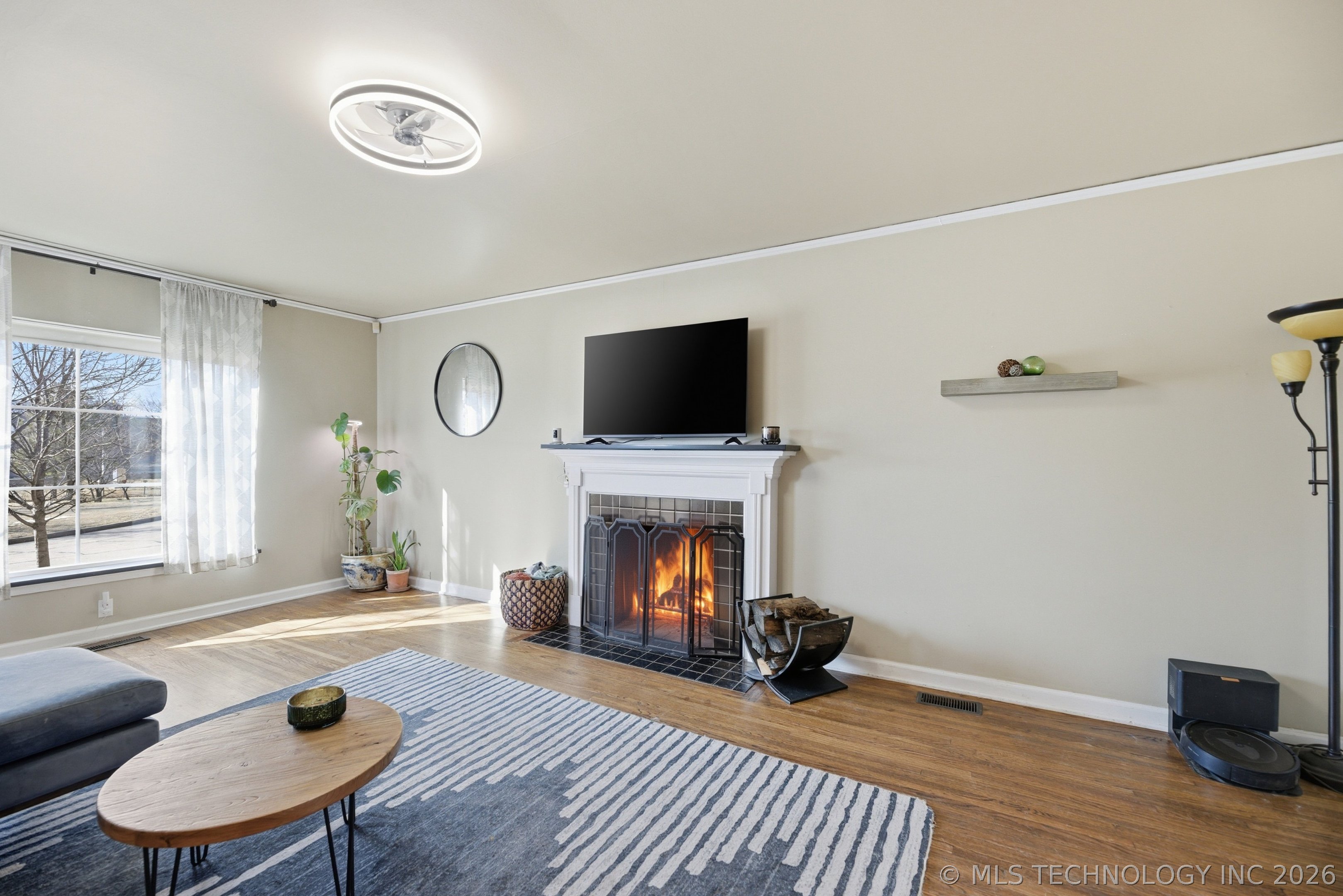 2117 S Delaware Court Property Photo 9