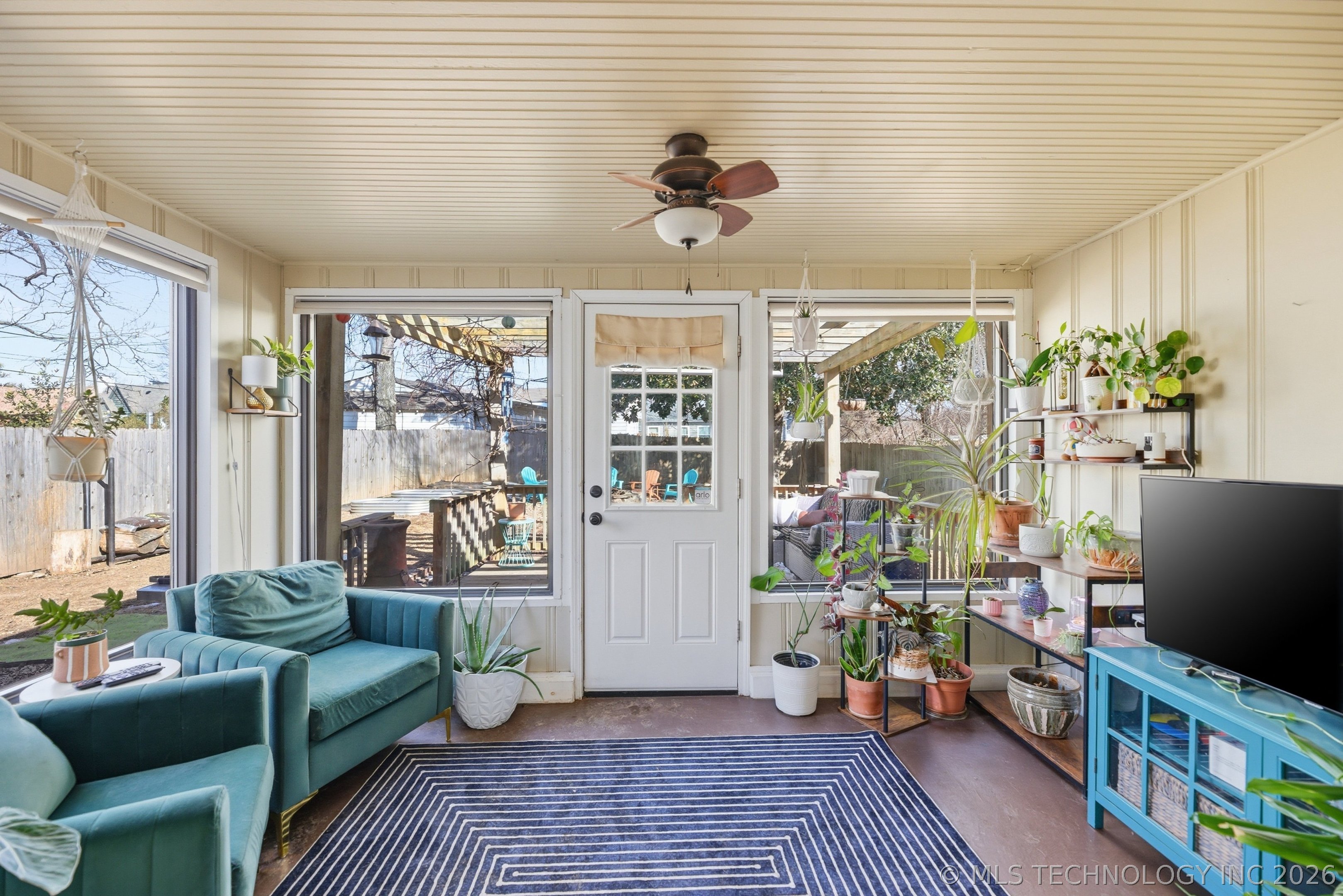 2117 S Delaware Court Property Photo 23