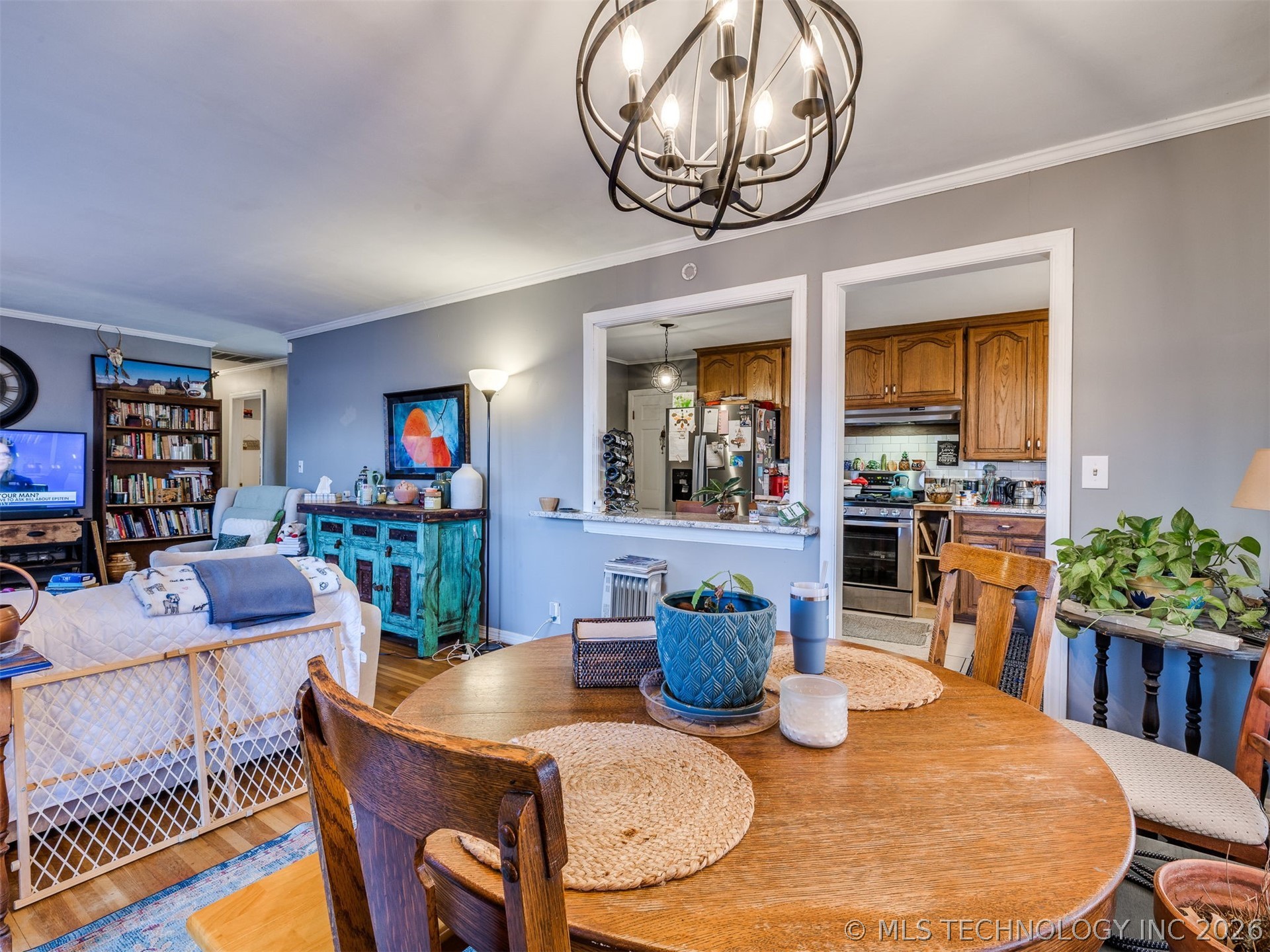 1541 E 61st Street Property Photo 13