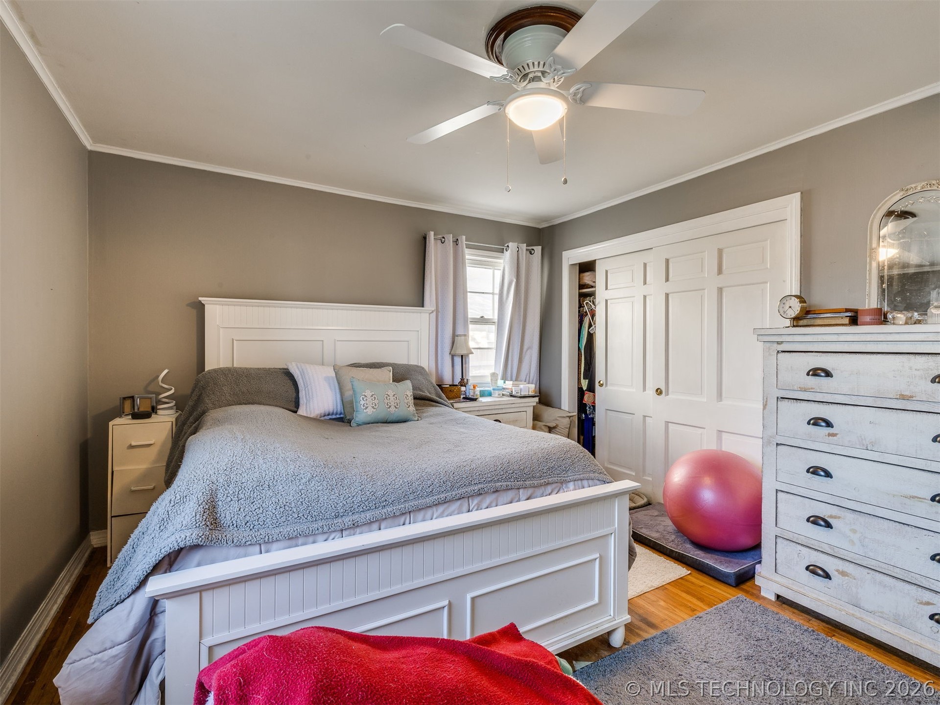 1541 E 61st Street Property Photo 20