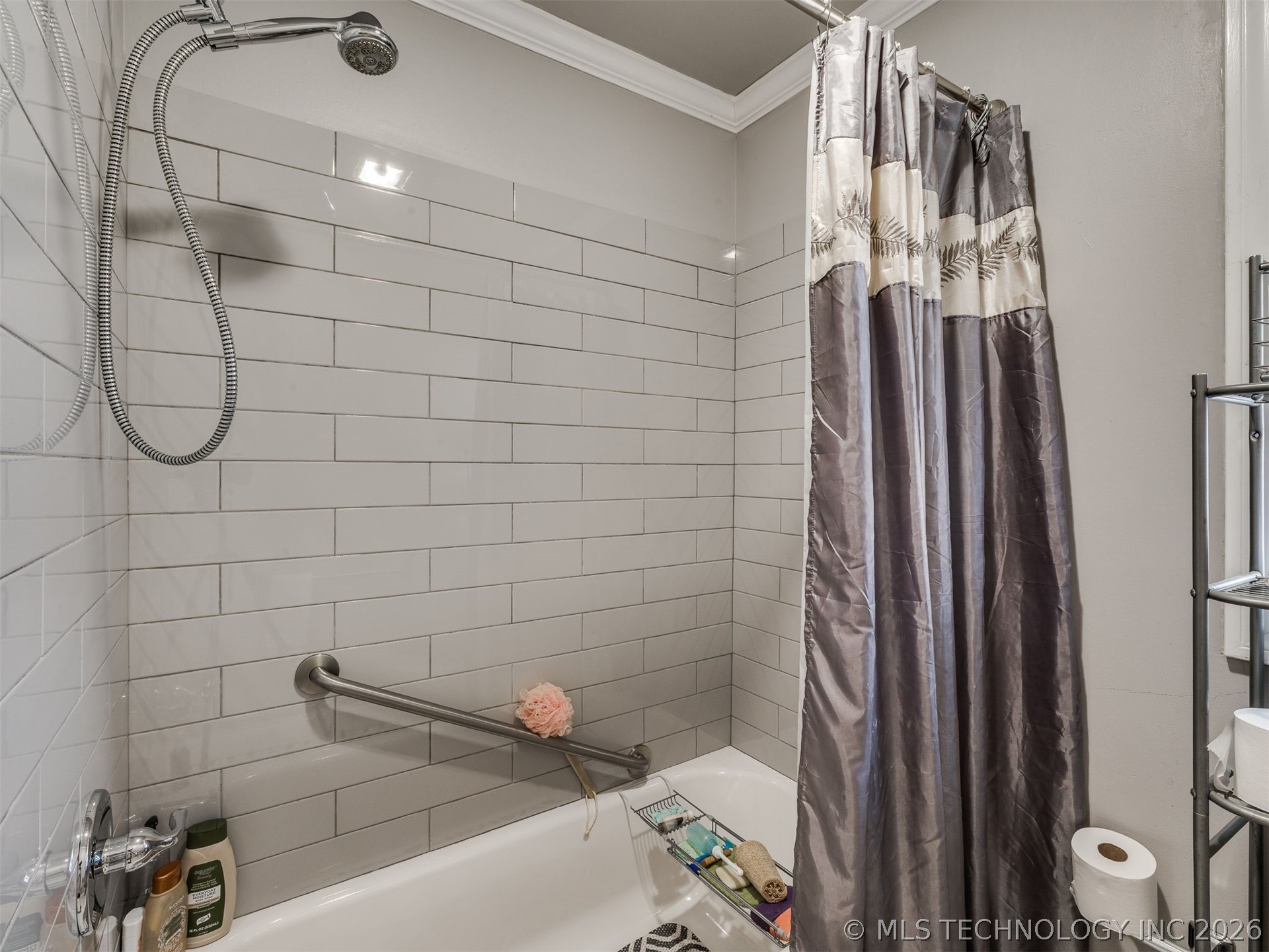 1541 E 61st Street Property Photo 27