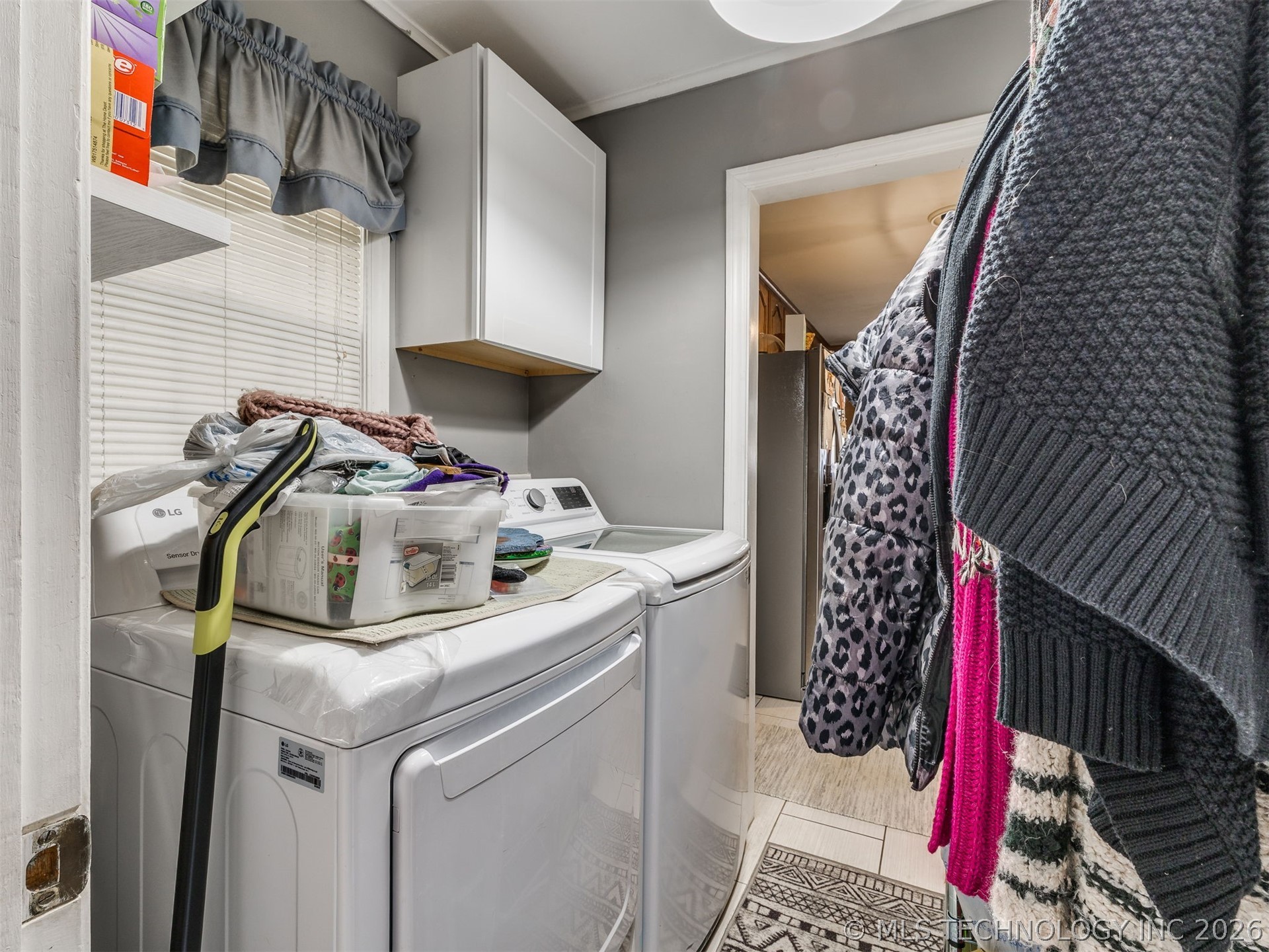 1541 E 61st Street Property Photo 31